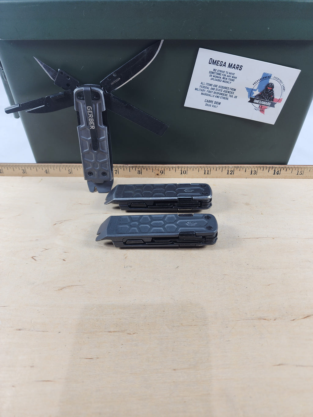GERBER Lockdown Pry Multitool - Light Usage