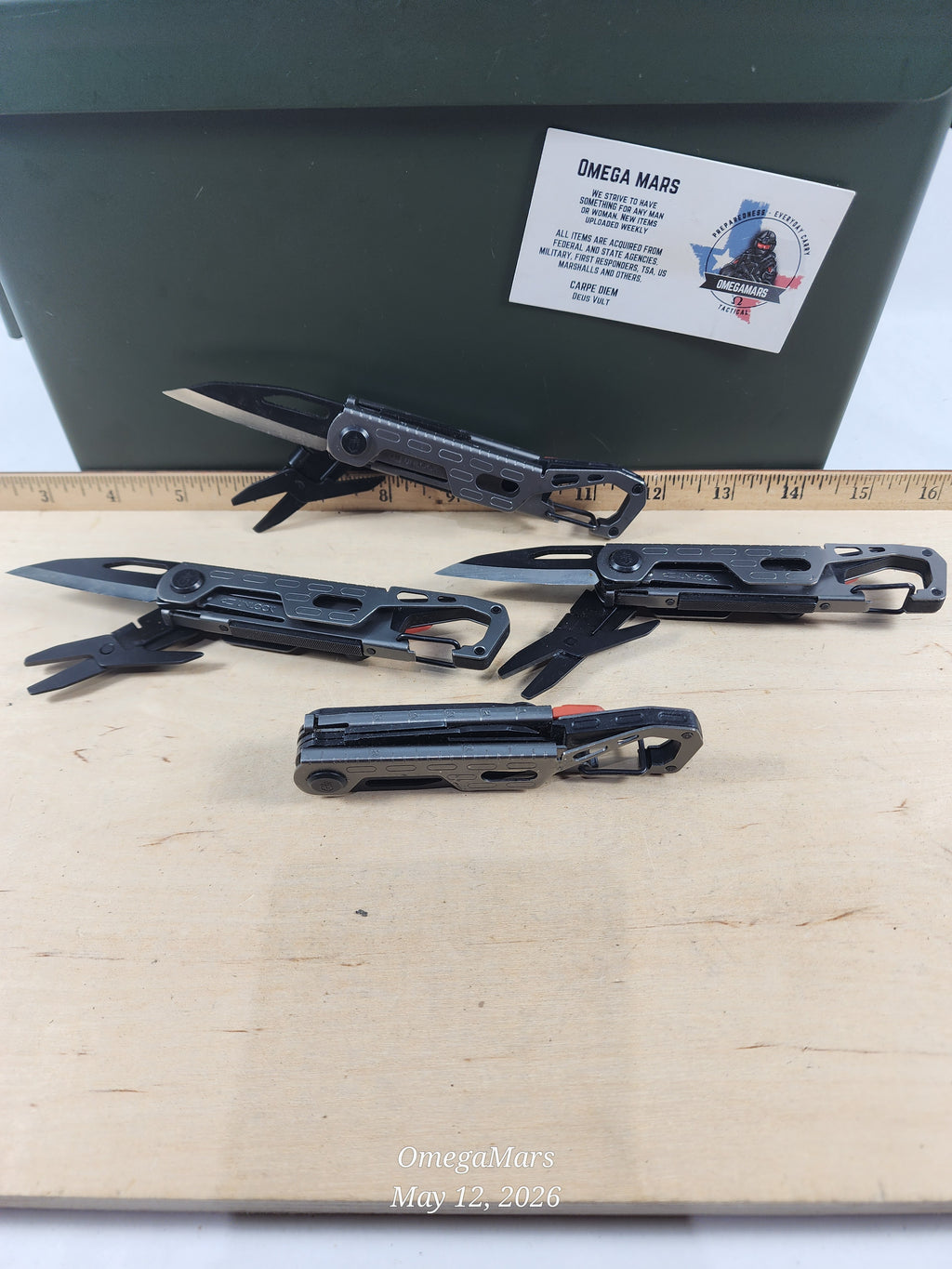 GERBER Stakeout Graphite Multitool - Light Usage
