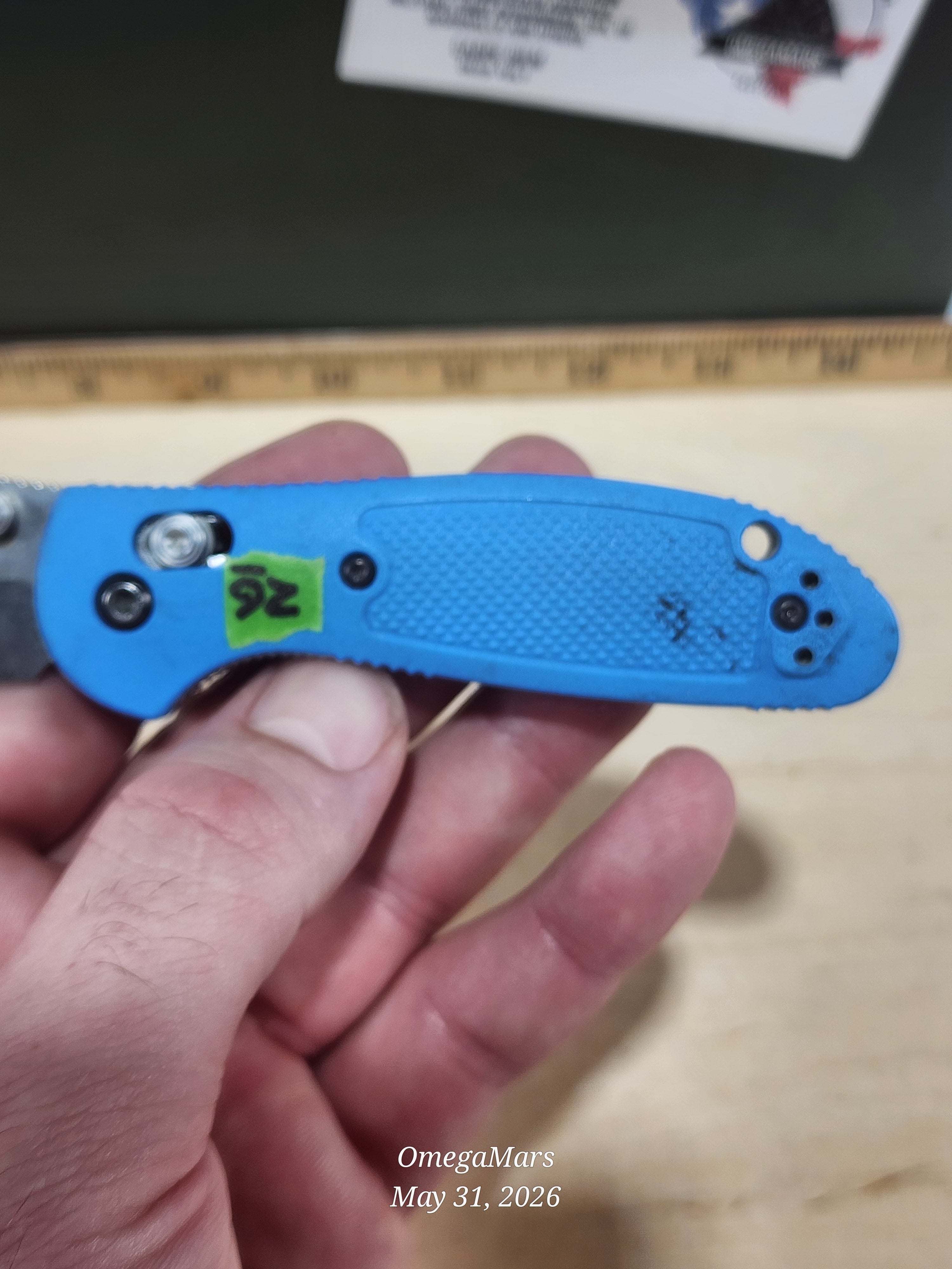 BENCHMADE 556 Mini Griptilian - Light Usage - S30V steel #26Gr