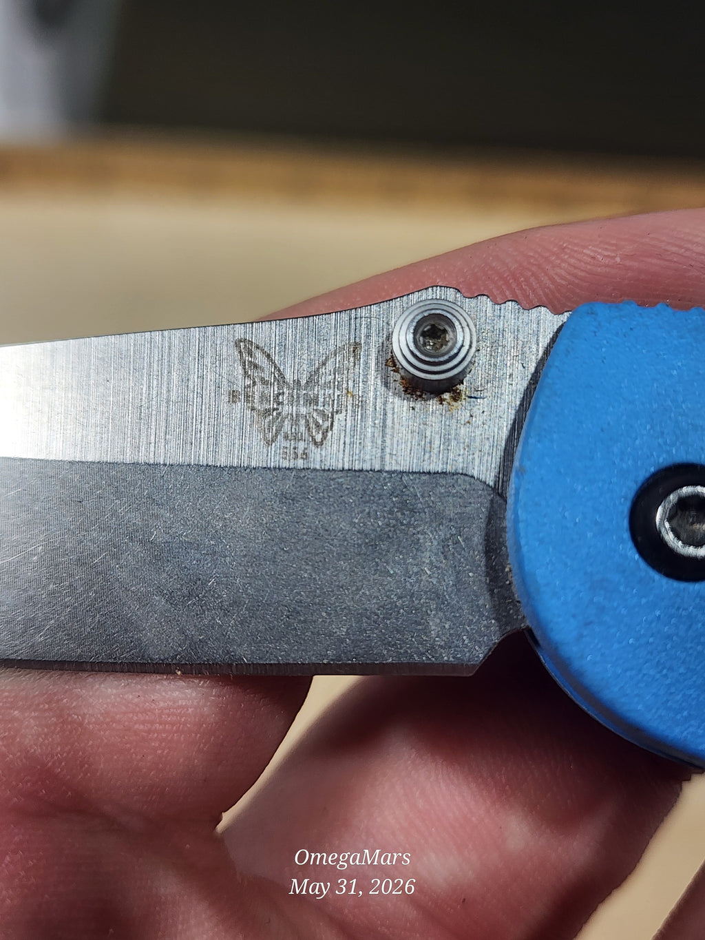 BENCHMADE 556 Mini Griptilian - Light Usage - S30V steel #26Gr