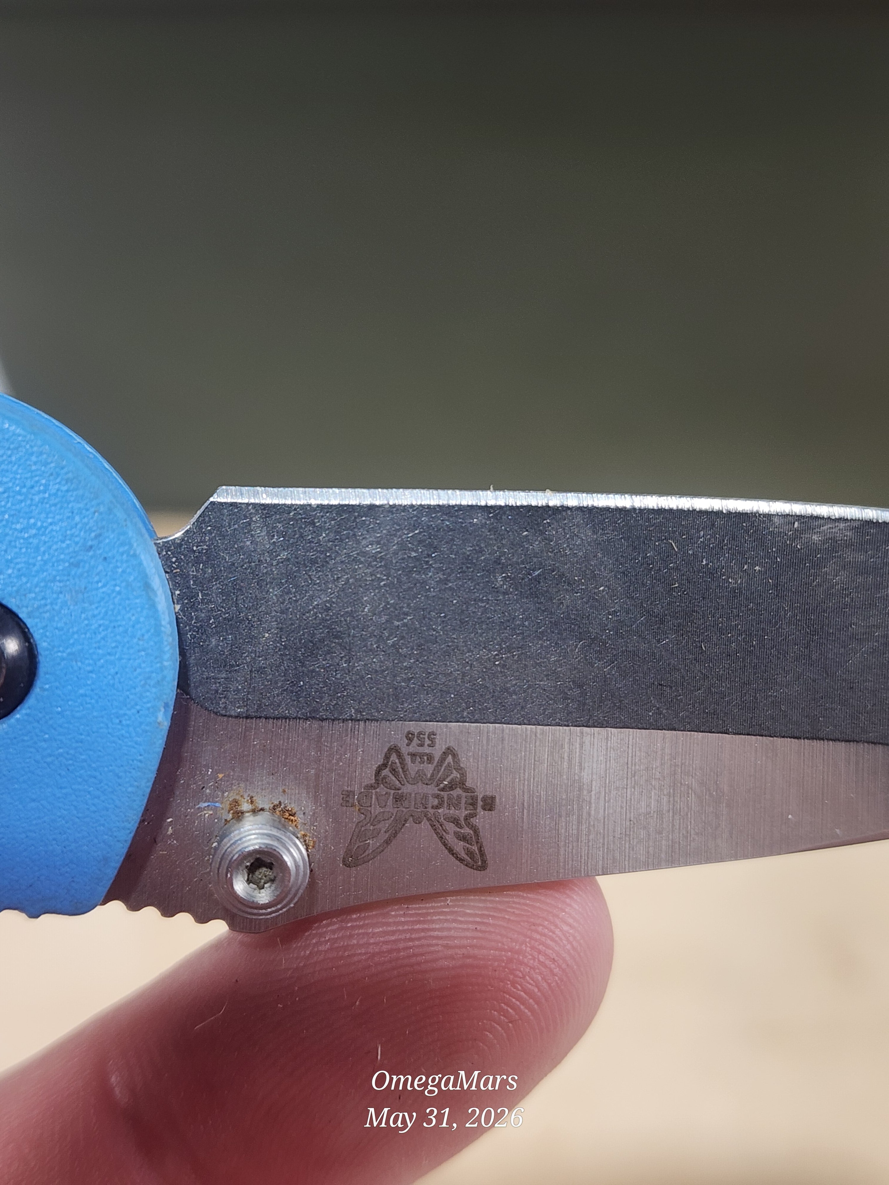 BENCHMADE 556 Mini Griptilian - Light Usage - S30V steel #26Gr