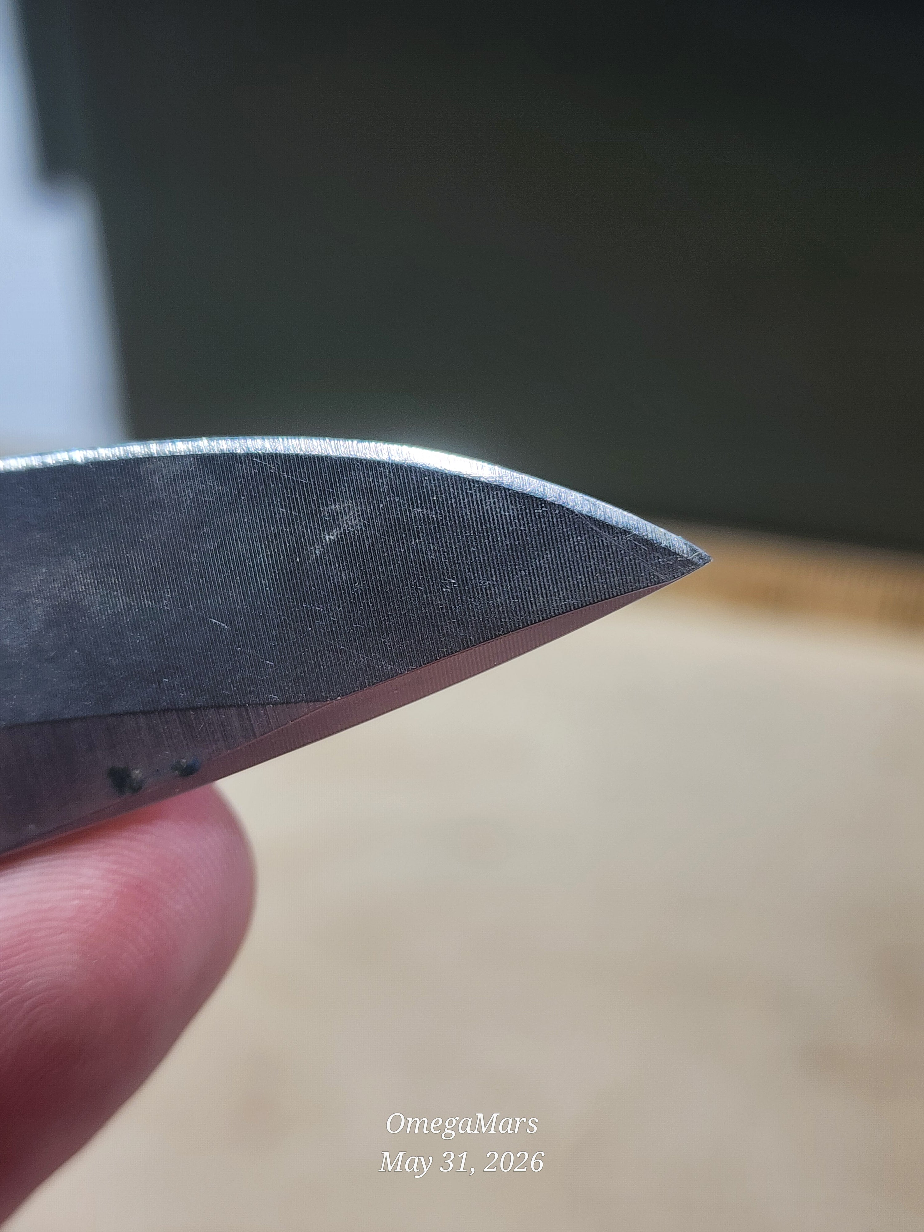 BENCHMADE 556 - S30V - Mini Griptilain - Light Usage/Dirty - #26Gr