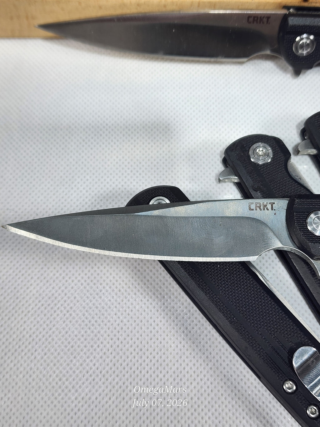 CRKT LCK + 3801 - LIGHT USAGE