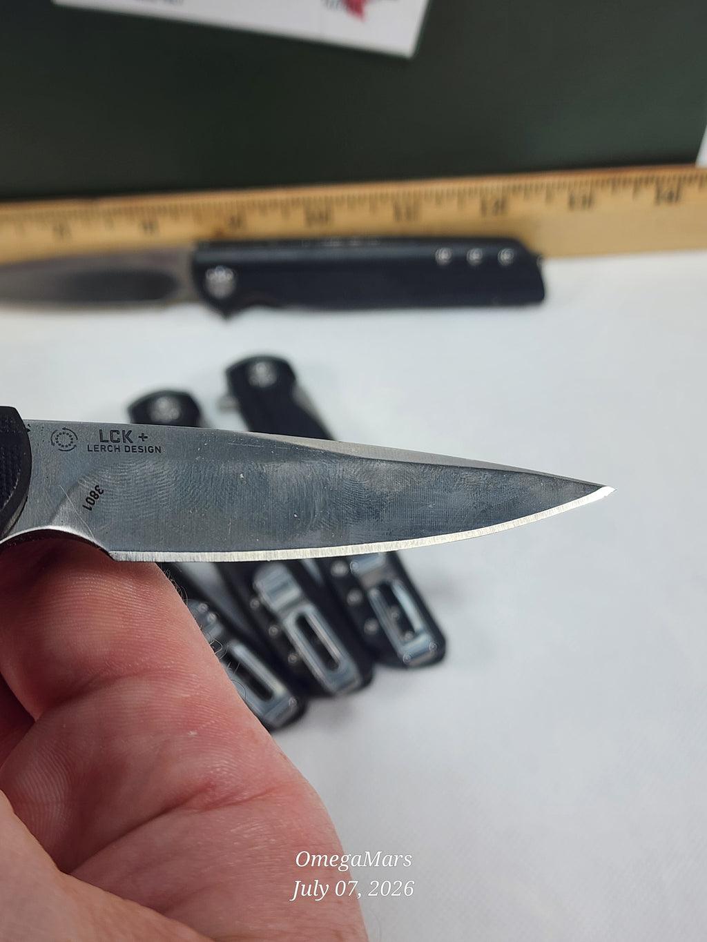 CRKT LCK + 3801 - LIGHT USAGE
