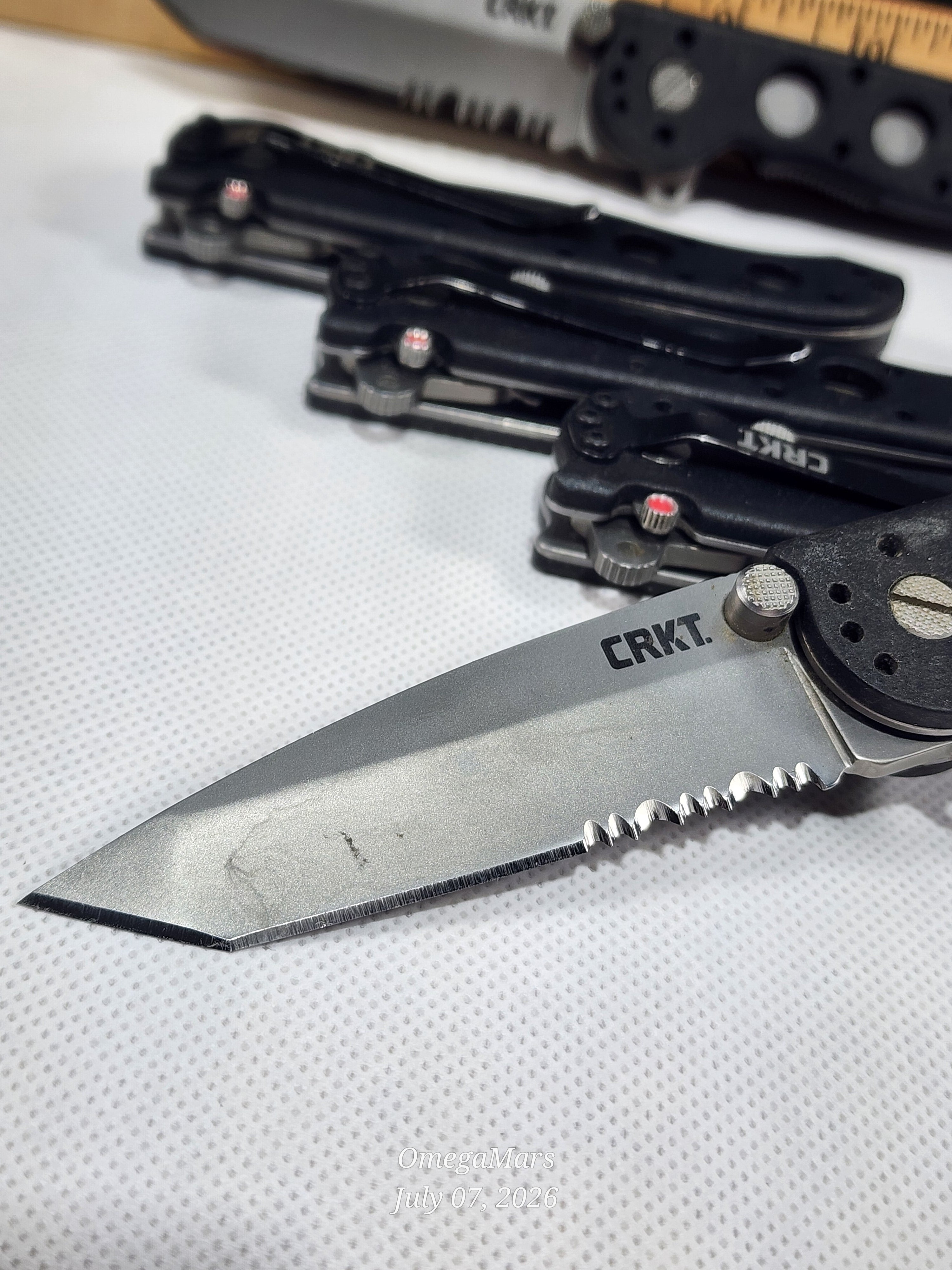 CRKT M16-12Z - LIGHT USAGE