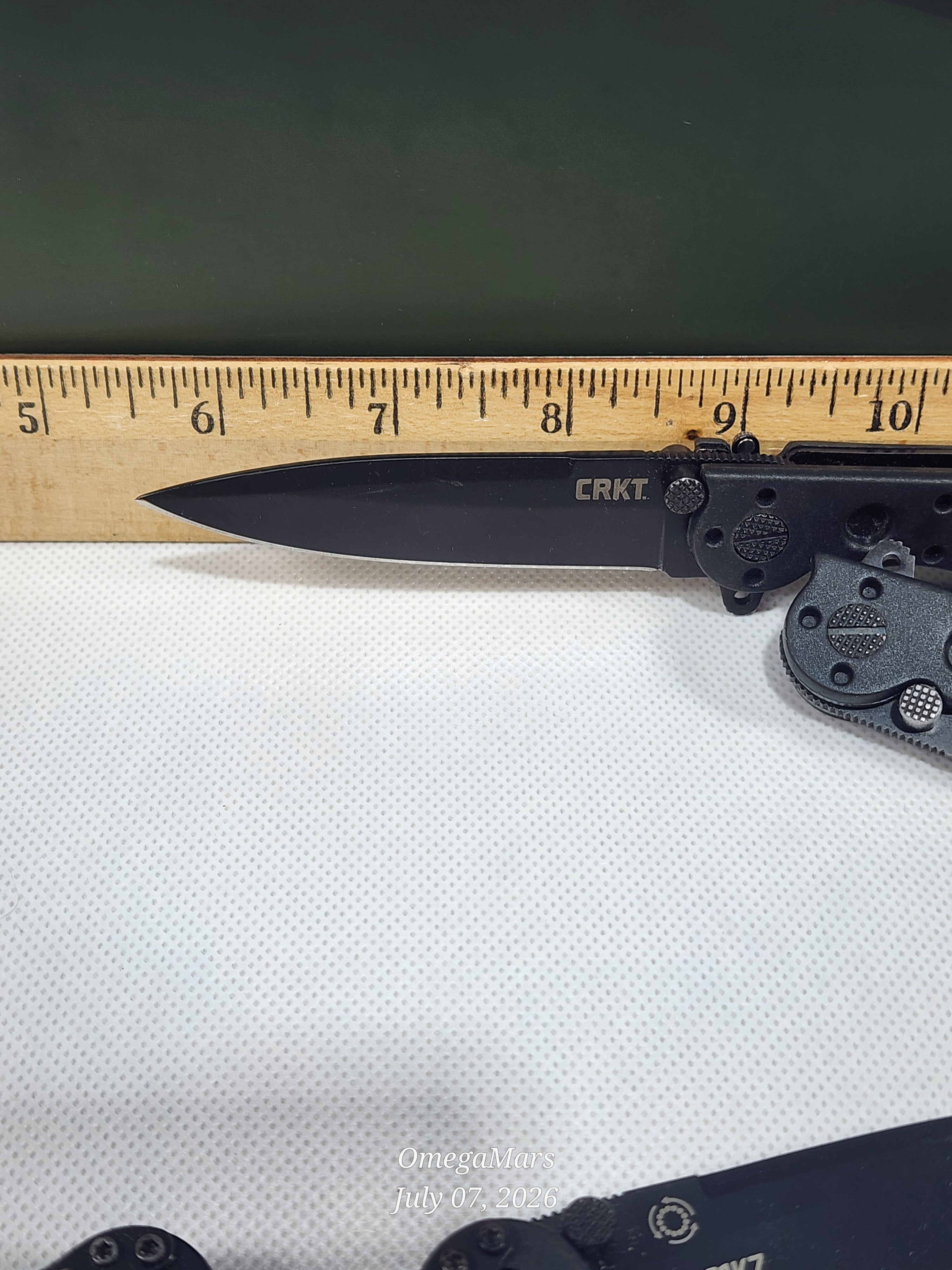 CRKT M16-01KZ - LIGHT USAGE