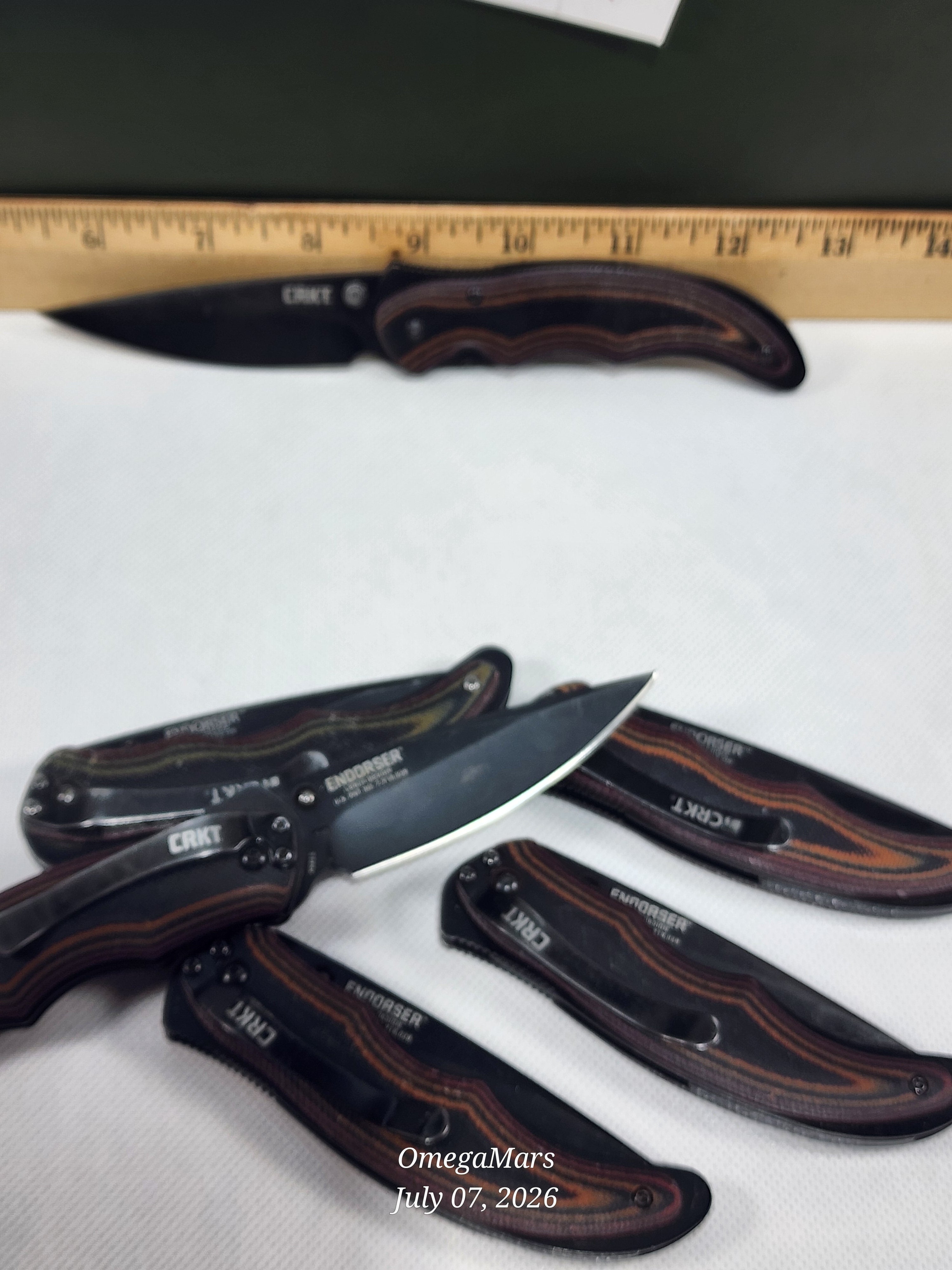 CRKT Endorser 1105K- LIGHT USAGE