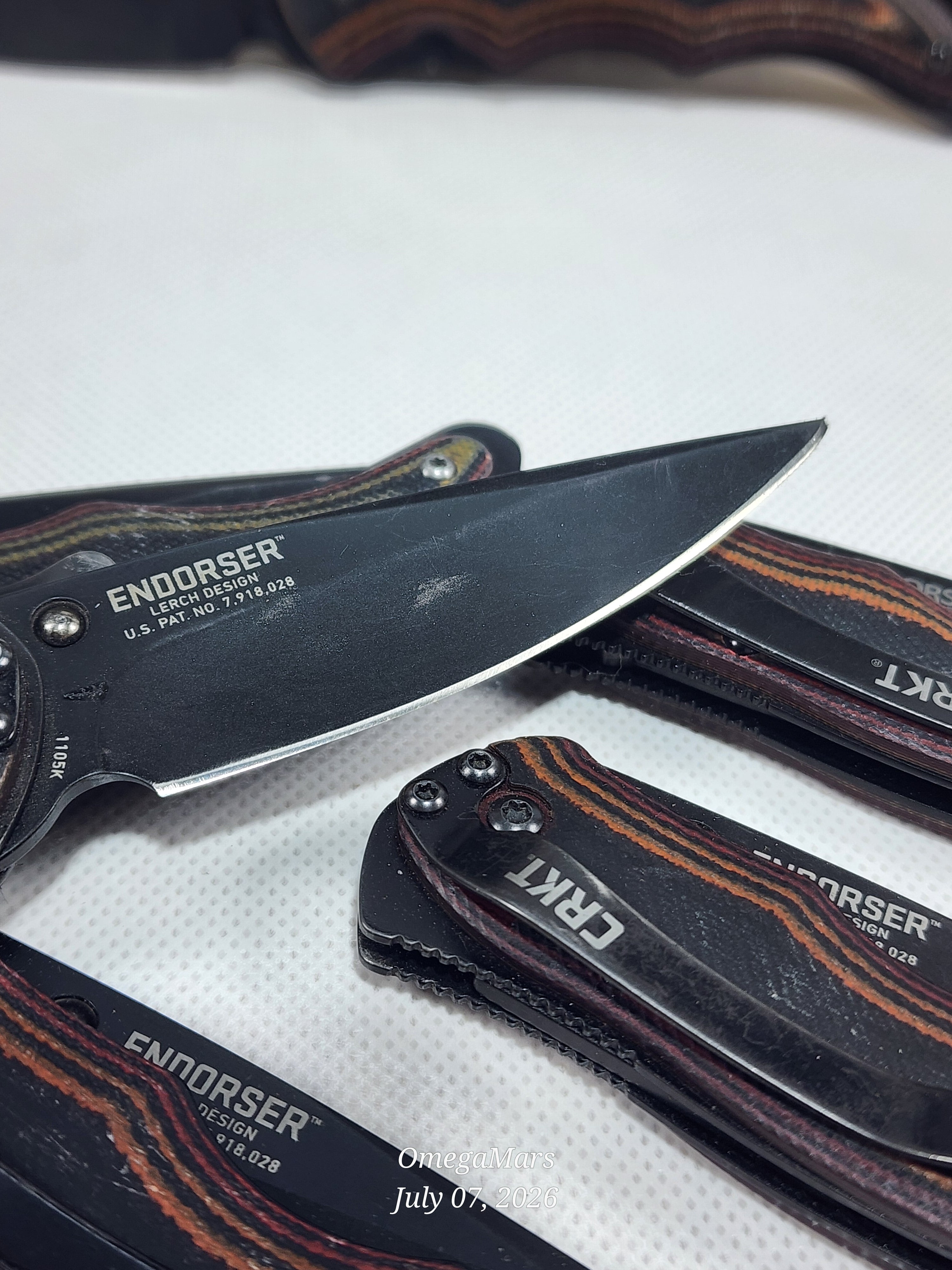 CRKT Endorser 1105K- LIGHT USAGE
