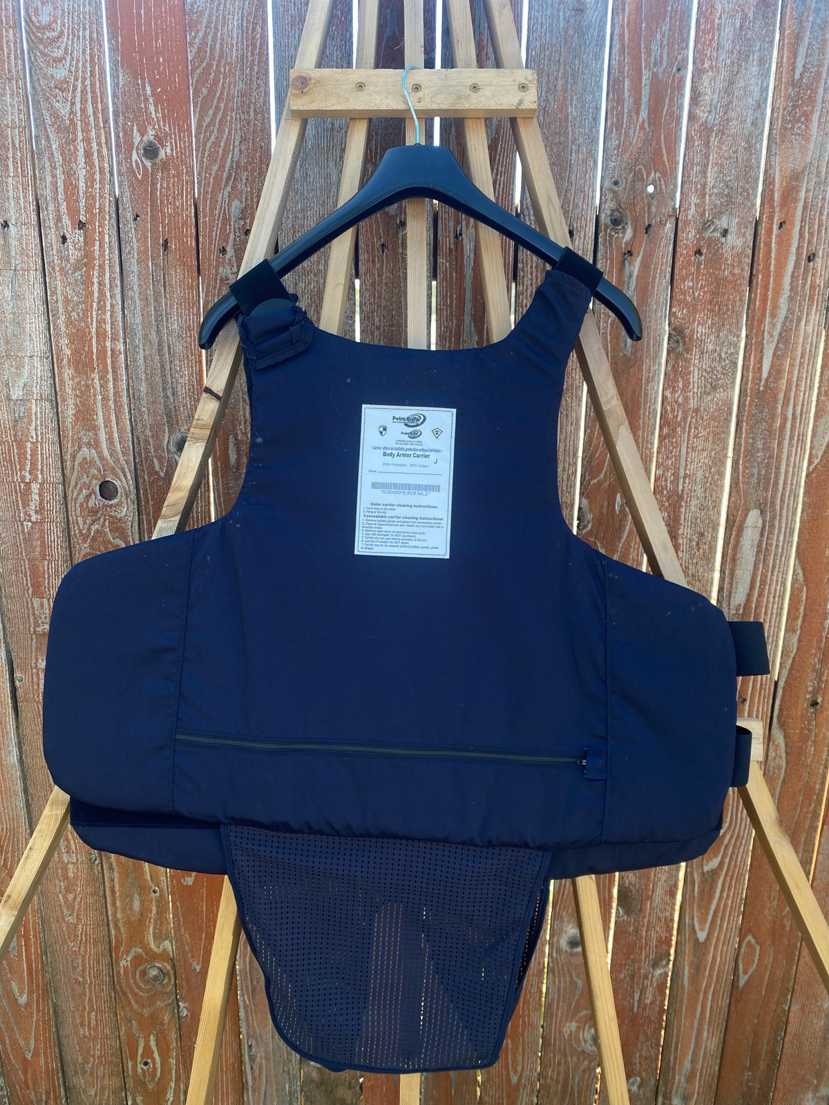 Point Blank Concealable Body Armor PACA #BBA4. Size 54 L2 Color Navy. Looks & feel brand new with some stains that can be wiped down.