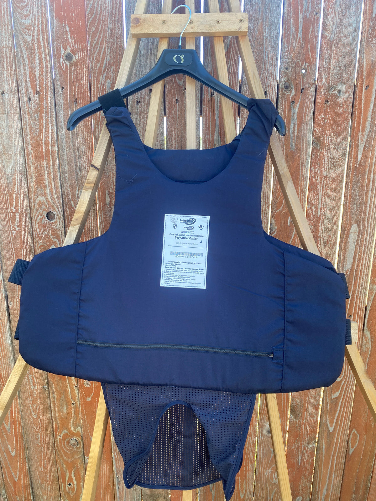 Point Blank Concealable Body Armor PACA #BBA4. Size 54 L2 Color Navy. Looks & feel brand new with some stains that can be wiped down.