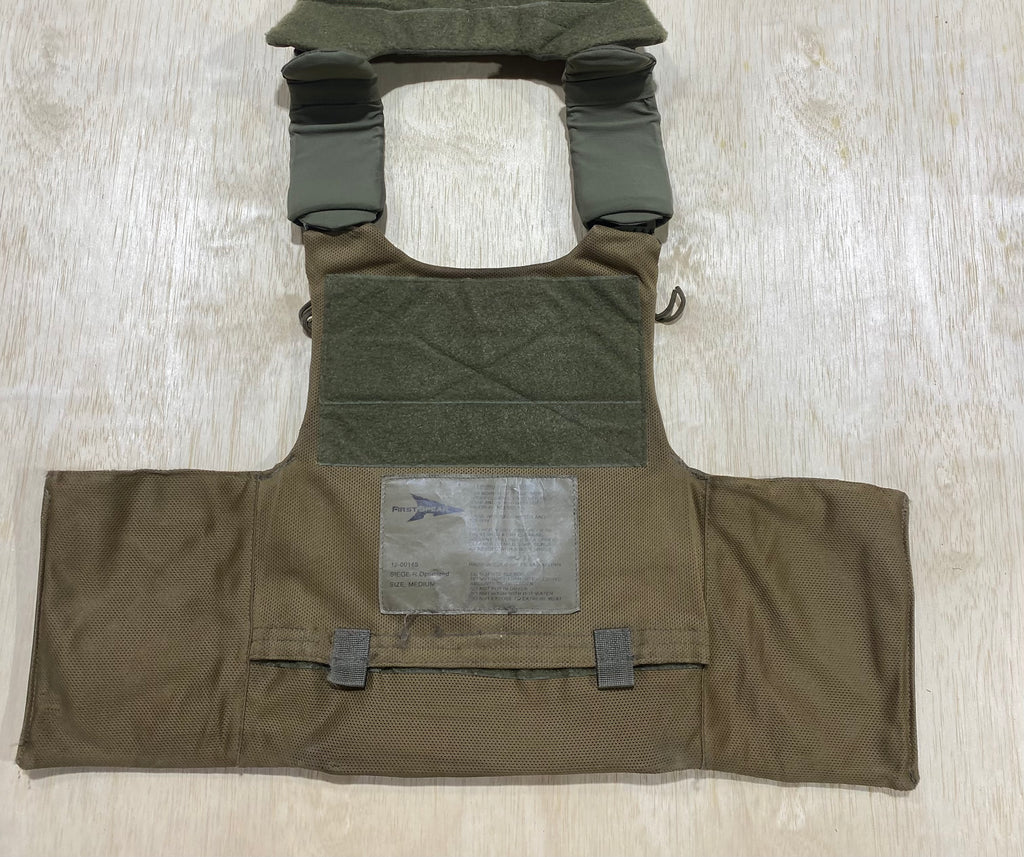 First Spear Armor Carrier Medium #7. Siege-R Optimized. No Armor Included. Light usage.