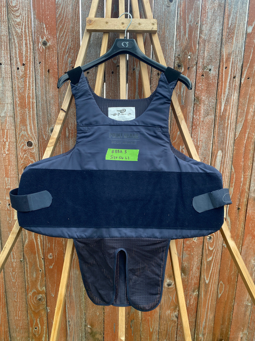 Point Blank Concealable Body Armor PACA #BBA3. Size 56 L1 Color Navy. Looks & feel brand new.