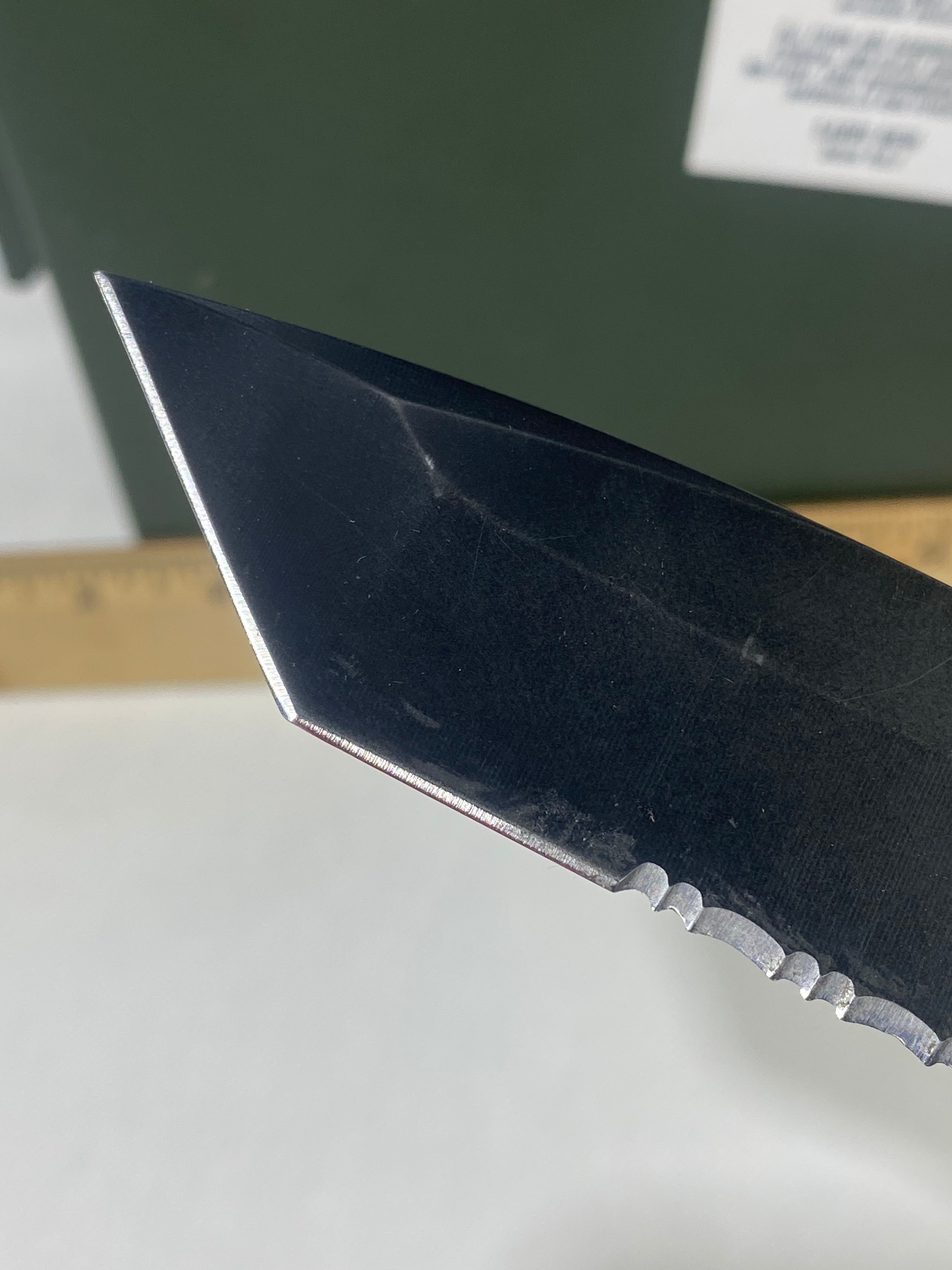 Gerber #-1 06 FAST. Light usage. Blade a little loose.