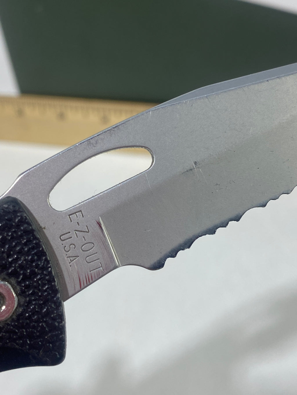 Gerber #-19. EZ Out. Light usage. Dirty. Missing Pocket Clip.