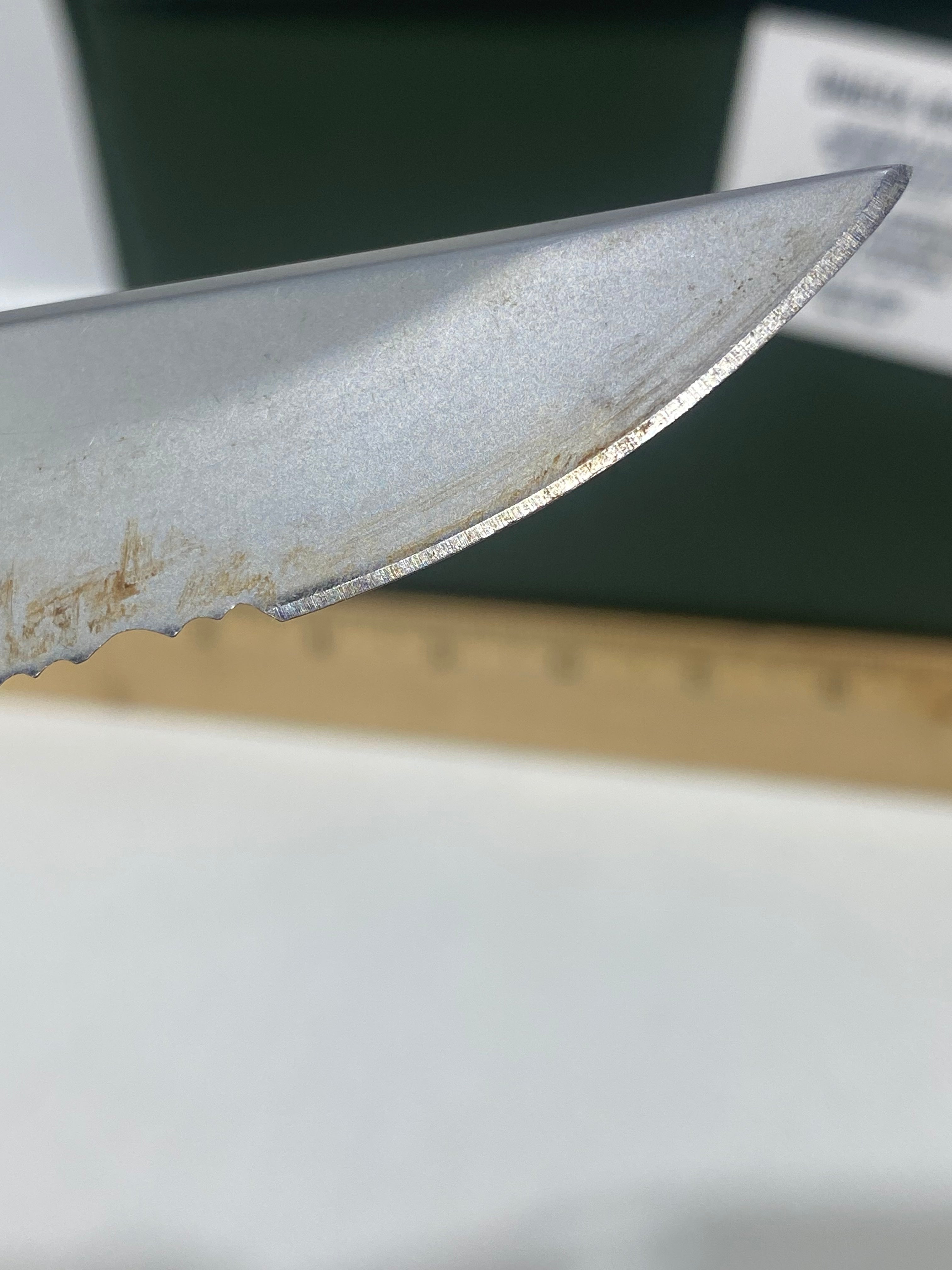 Gerber #-20. EZ Out. Light usage. Dirty. Pocket clip bent out.