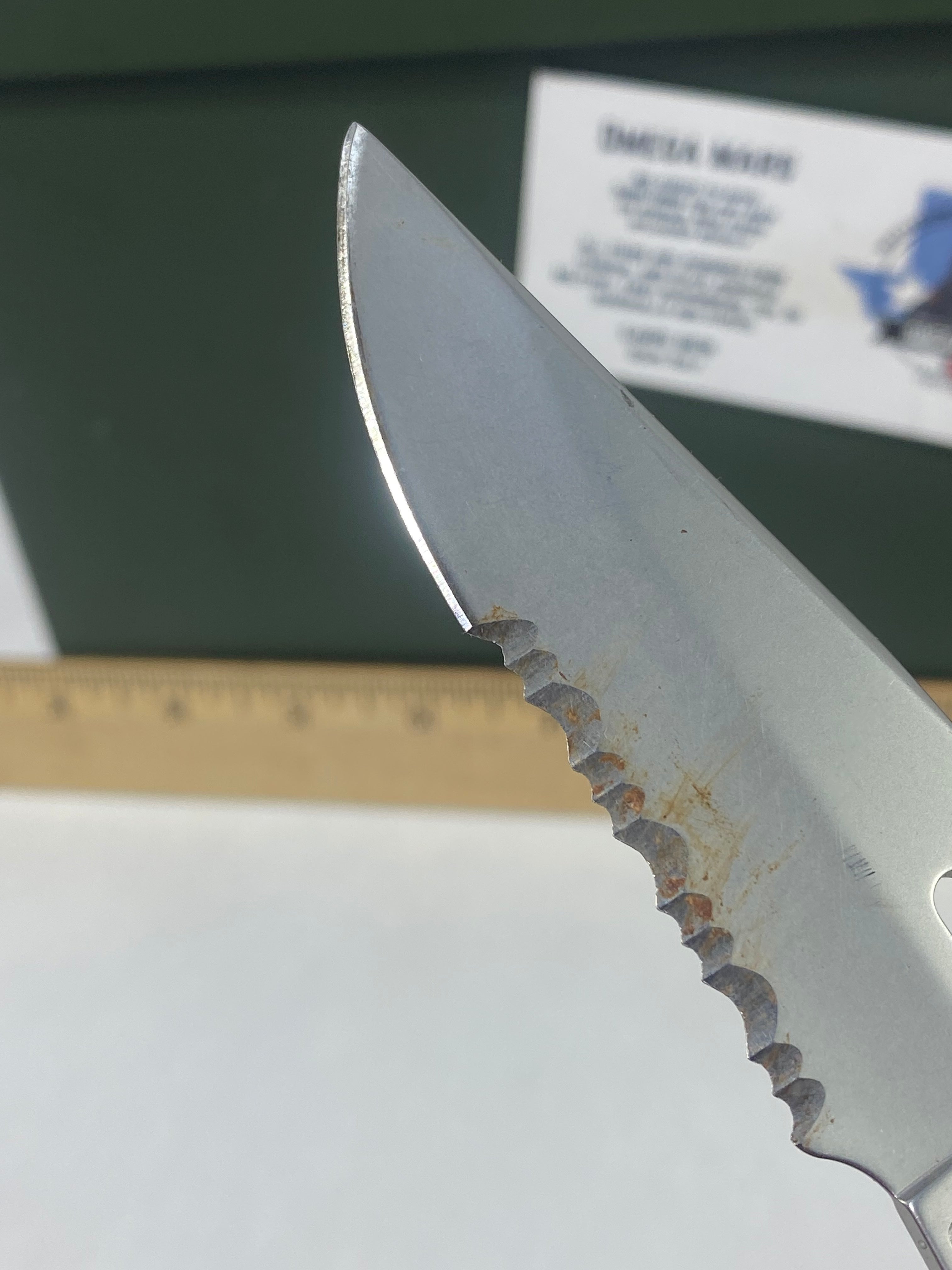 Gerber #-20. EZ Out. Light usage. Dirty. Pocket clip bent out.