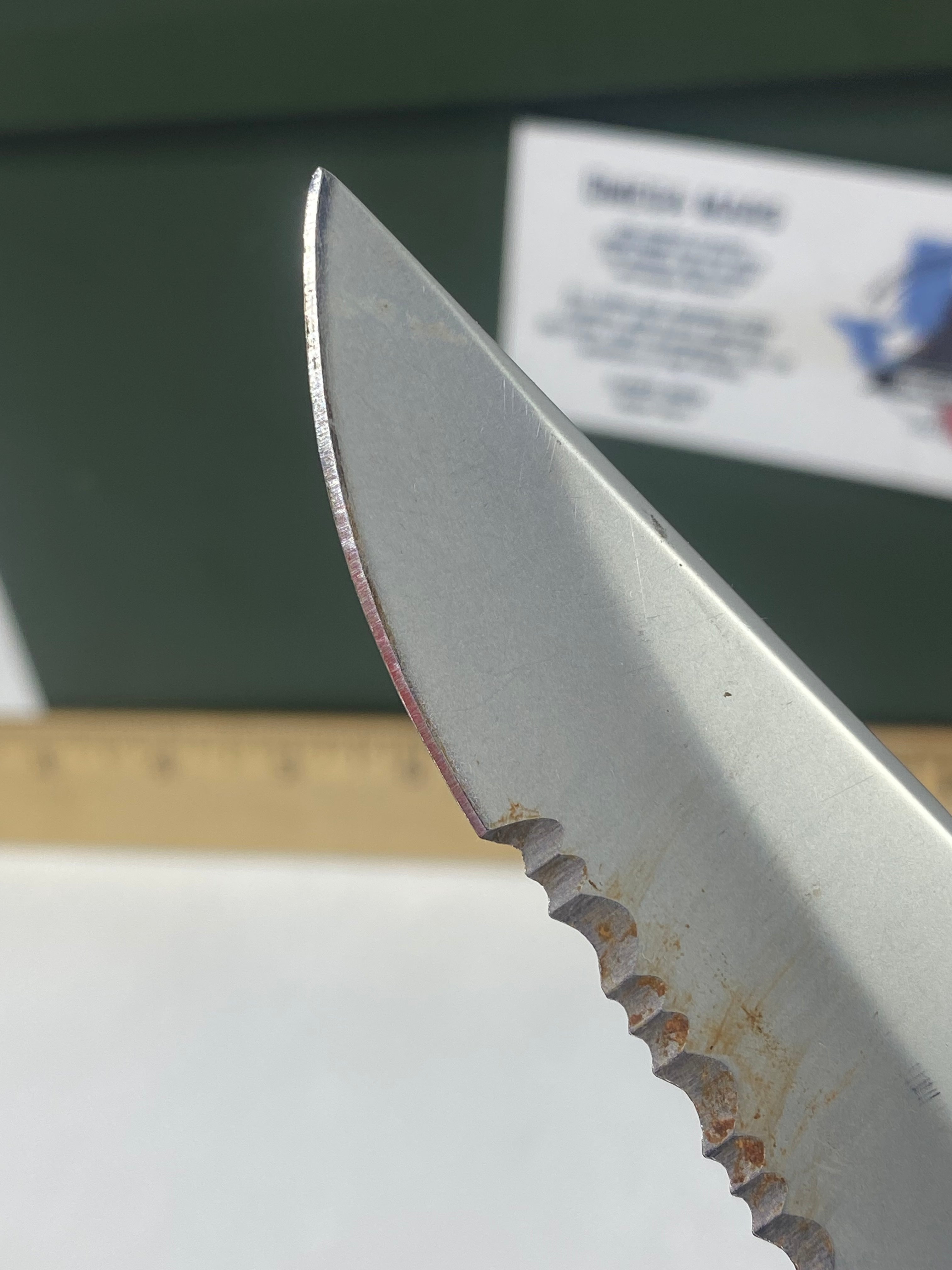 Gerber #-20. EZ Out. Light usage. Dirty. Pocket clip bent out.