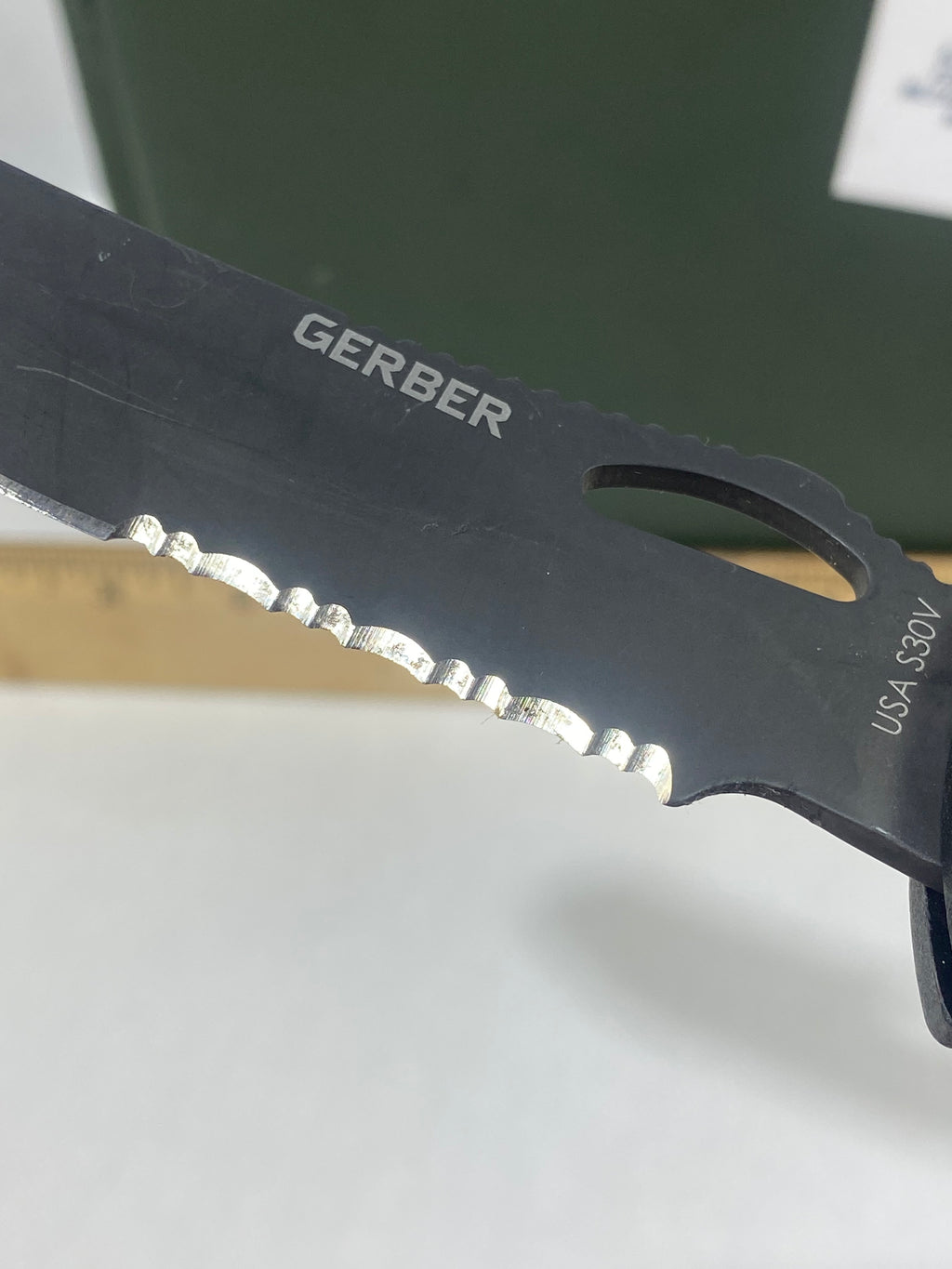 Gerber #-63. E-Z Out DPSF. Light usage. Pocket clip bent out.