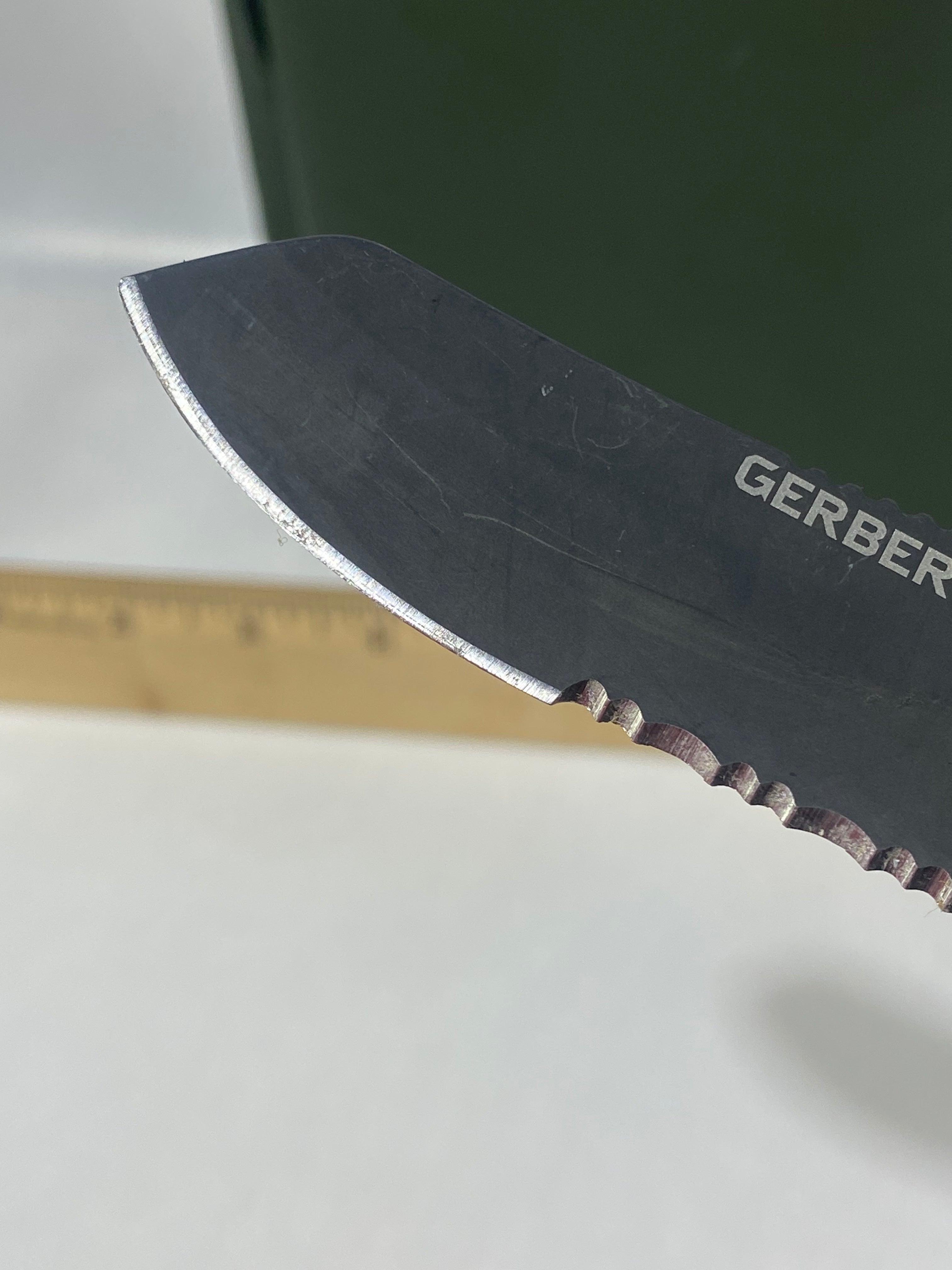 Gerber #-63. E-Z Out DPSF. Light usage. Pocket clip bent out.