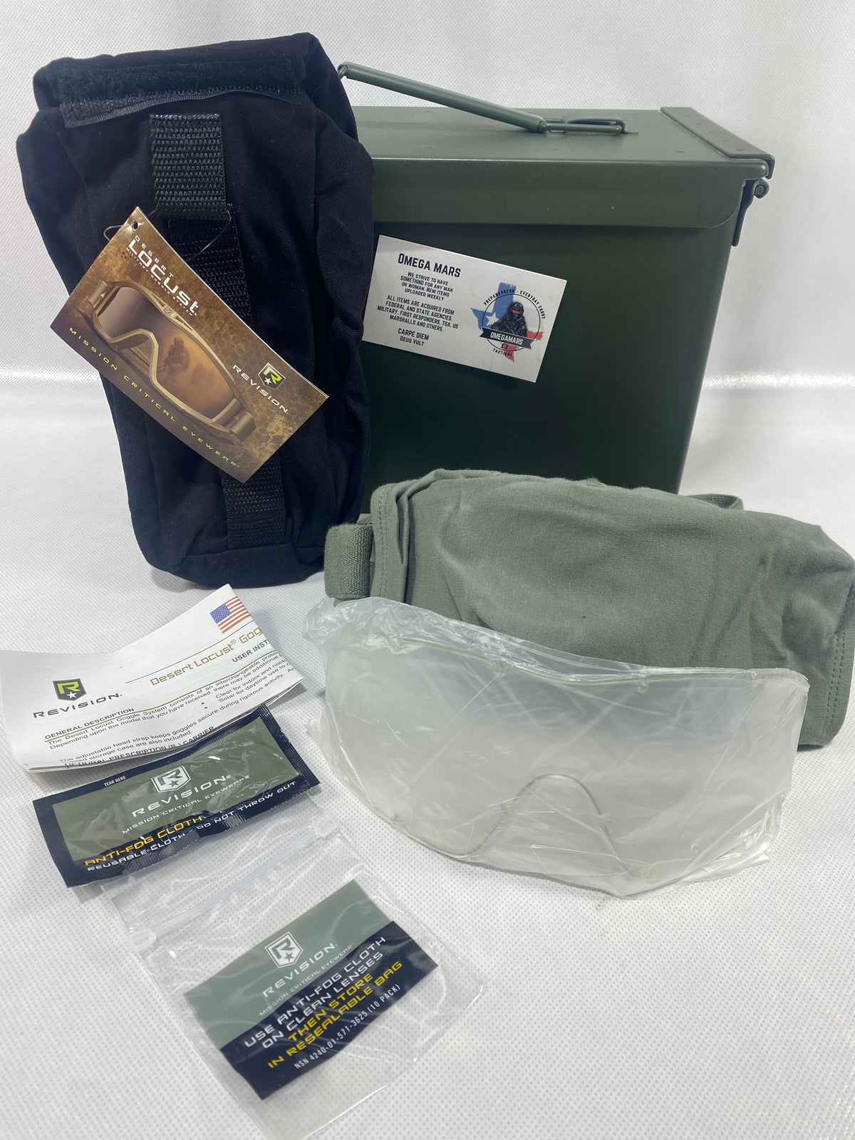 Green Locust Goggle APEL U.S. Military Kit. Light usage. Green