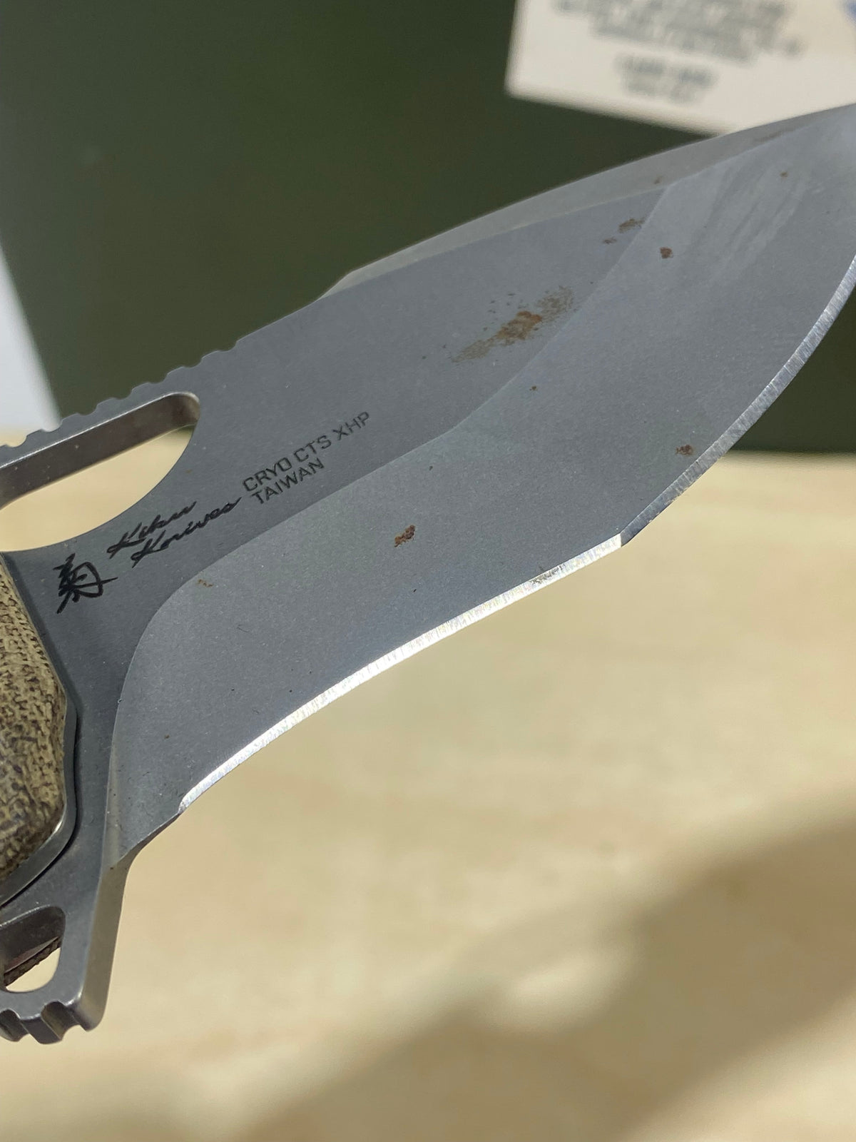 SOG Kiku XR #SG6. Light Usage. Possible Rust.