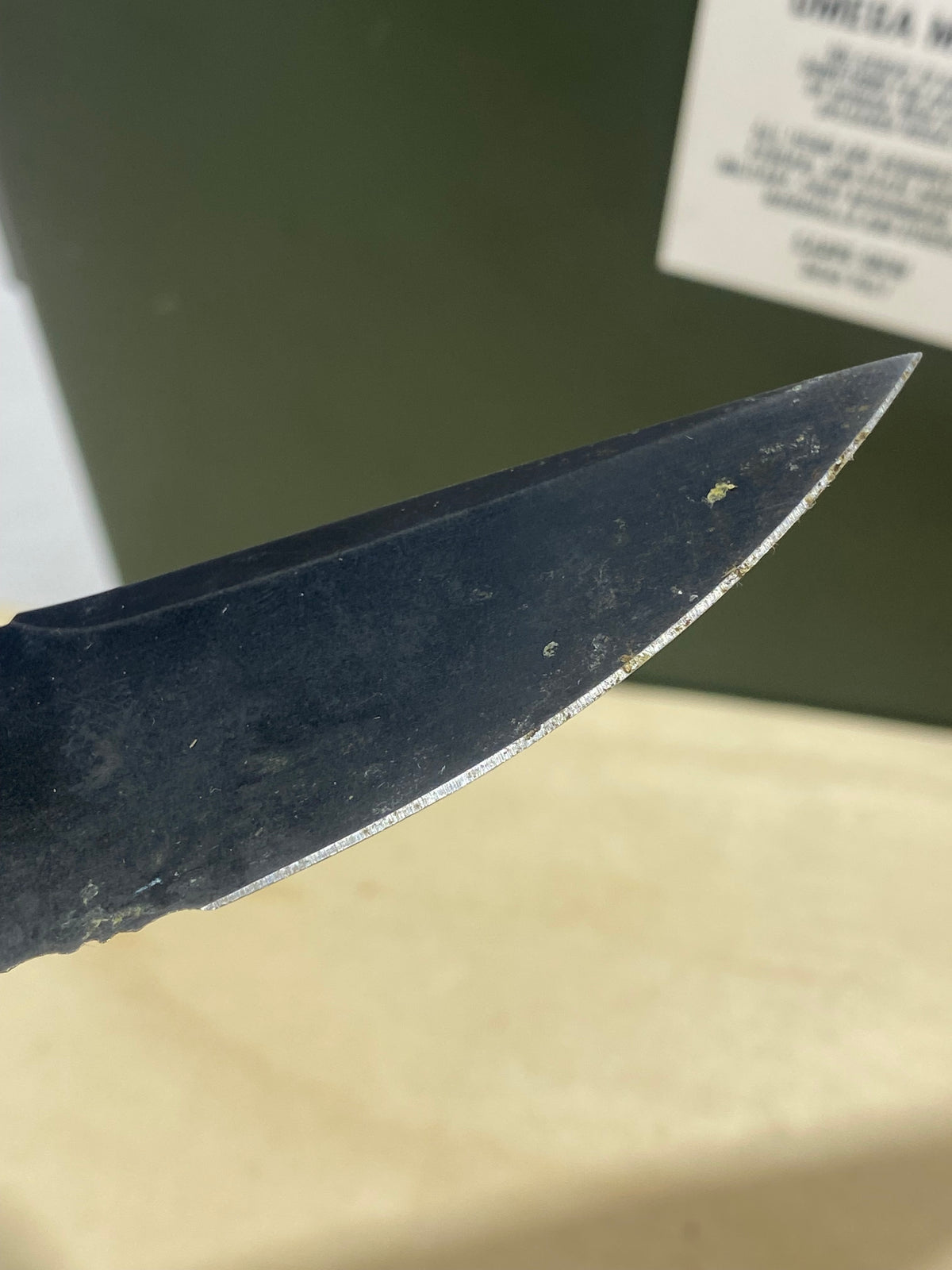 SOG Tac XR #SG13. Light Usage. Super dirty. Possible Rust. Pocket clip bend out.