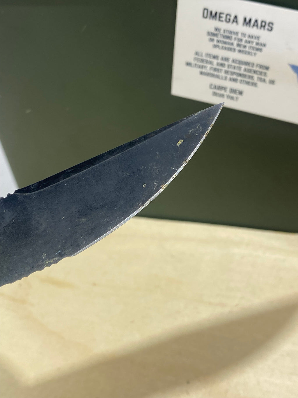 SOG Tac XR #SG13. Light Usage. Super dirty. Possible Rust. Pocket clip bend out.