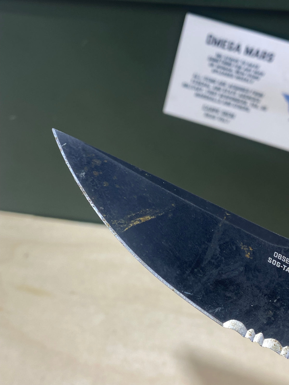 SOG Tac XR #SG13. Light Usage. Super dirty. Possible Rust. Pocket clip bend out.