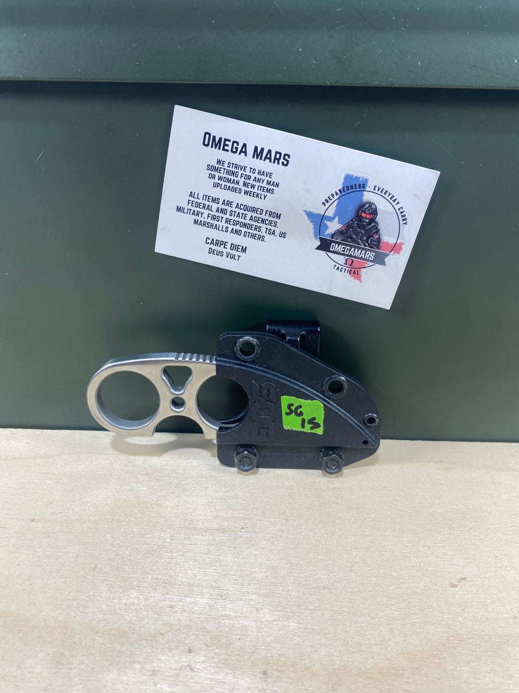 SOG Snarl #SG15. Light Usage