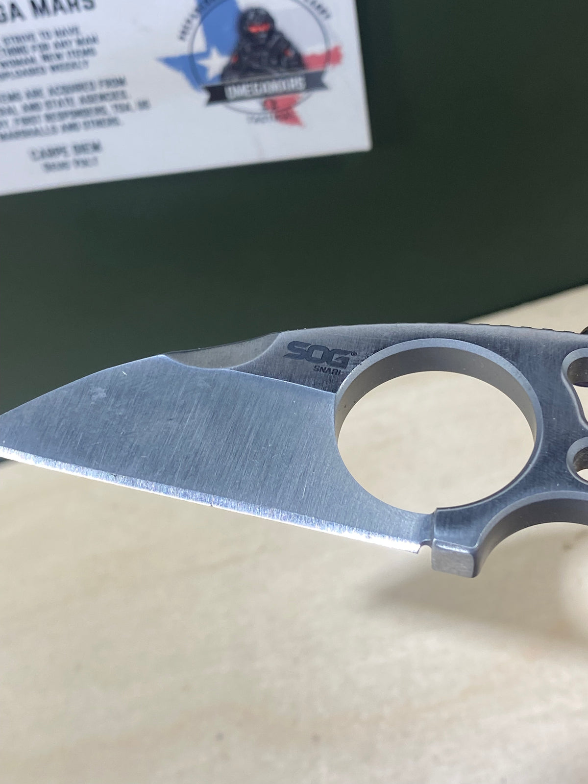 SOG Snarl #SG15. Light Usage