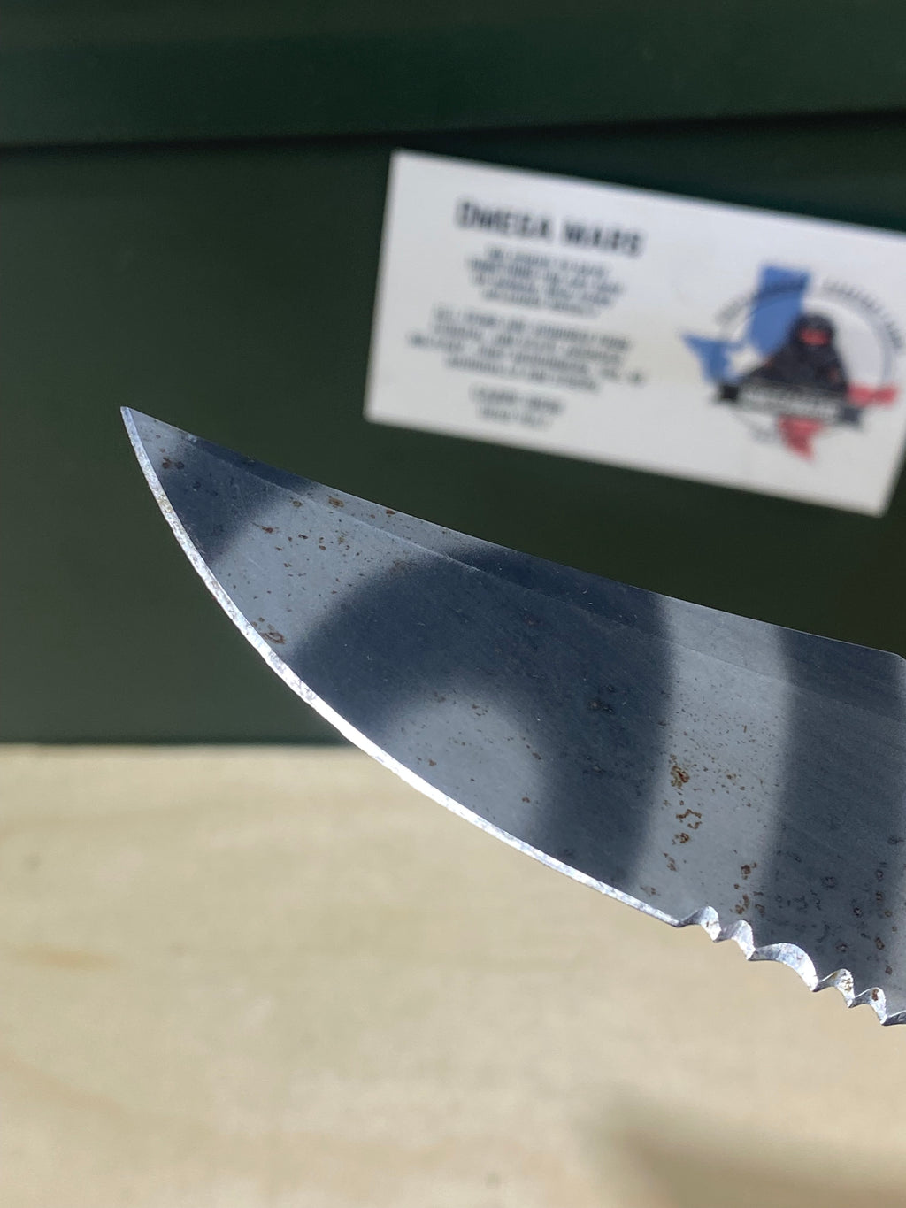 SOG Trident A/O #SG17. Light Usage. Dirty. Possible Rust. Chip on blade. Pocket clip little loose.
