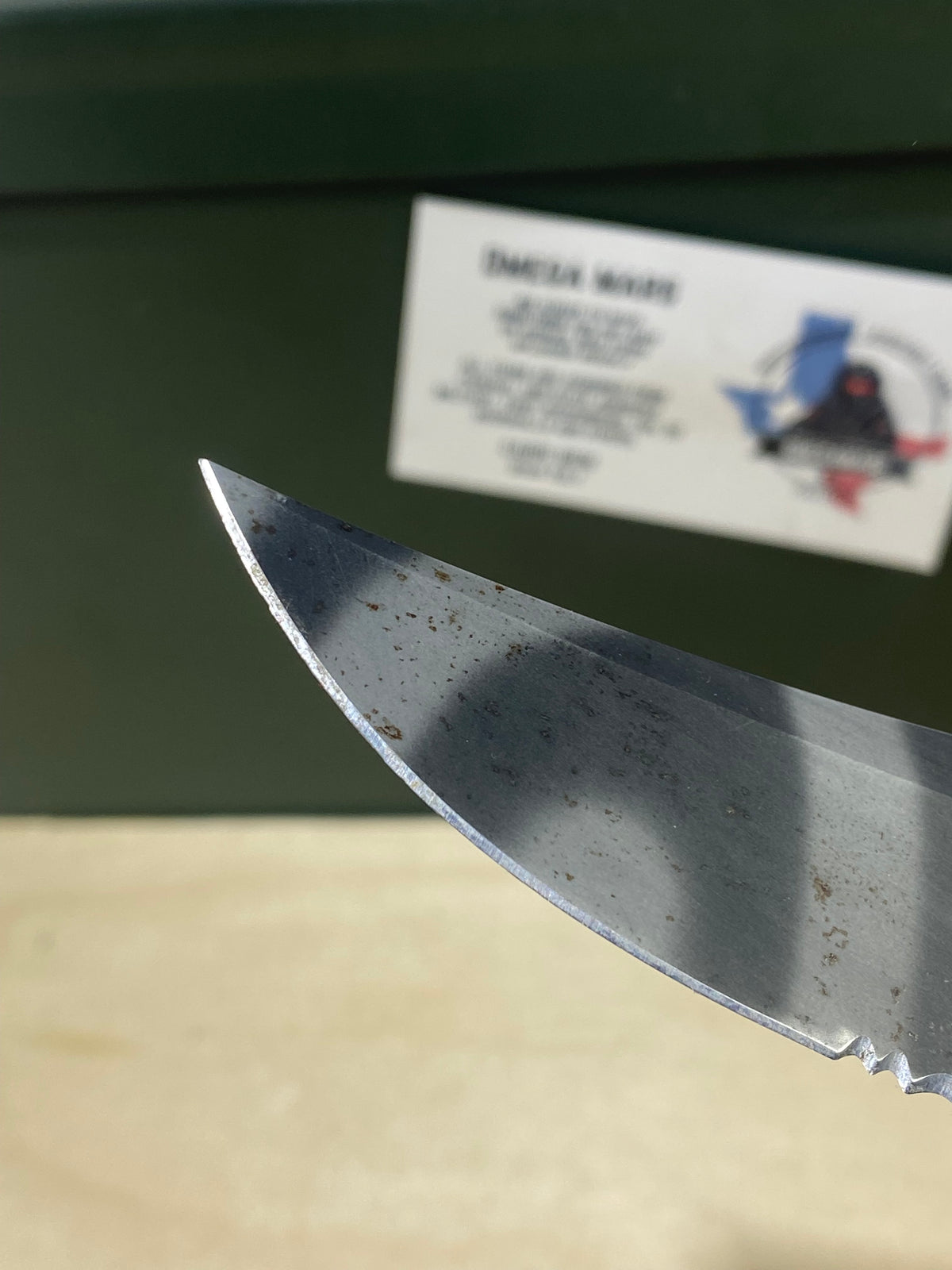 SOG Trident A/O #SG17. Light Usage. Dirty. Possible Rust. Chip on blade. Pocket clip little loose.