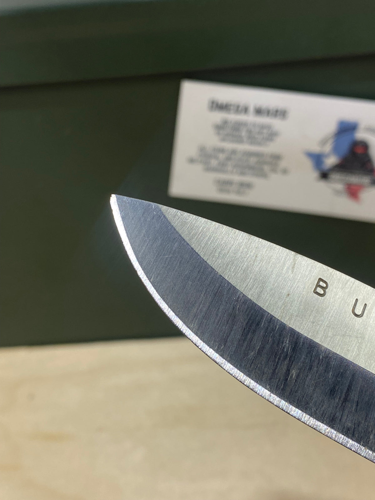 Buck 673 #BK16.  Light Usage. Dings on blade.