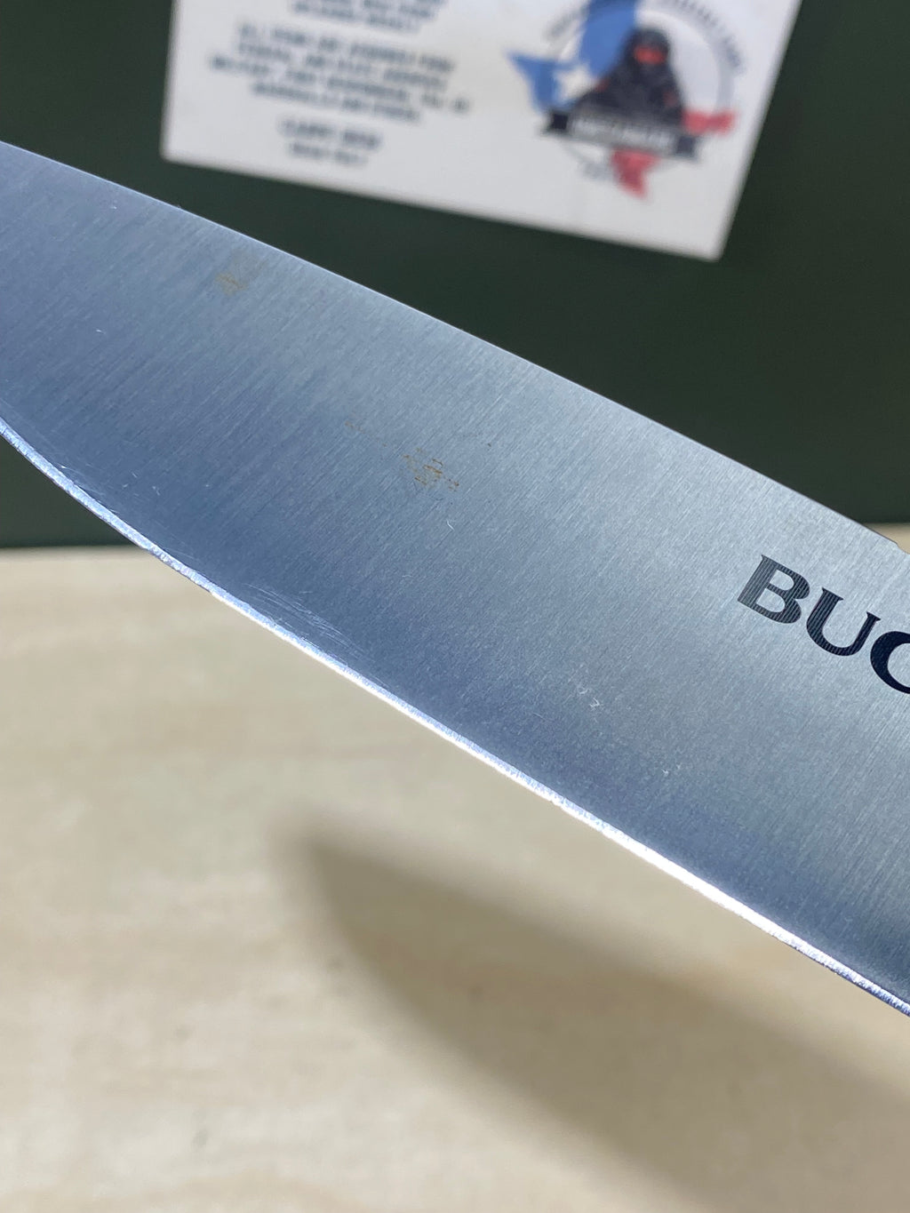Buck 863 #BK17. Light Usage. Resharpened. Sheath broken.