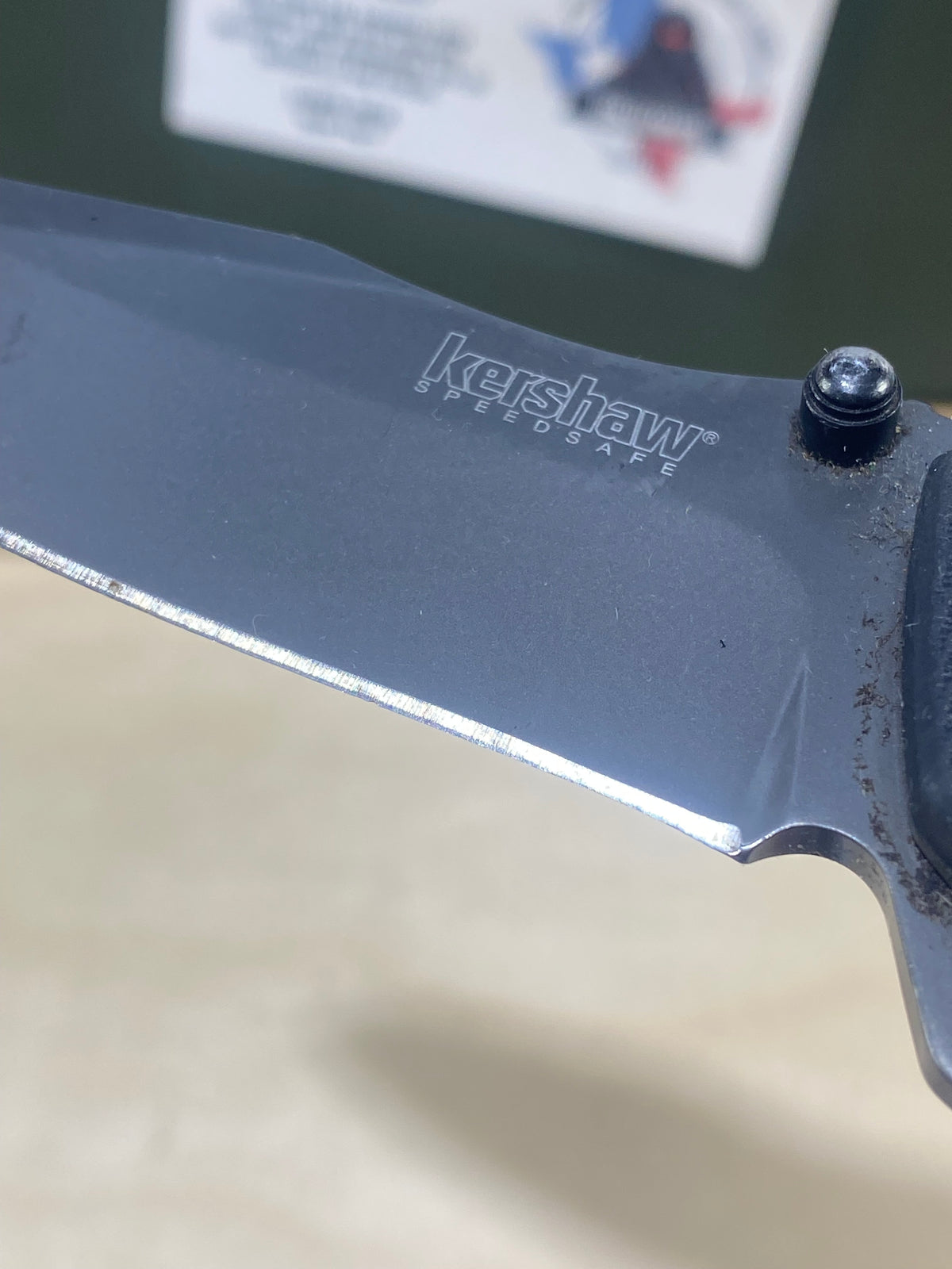 Kershaw 2018WM #23. Light Usage. Dirty. Dings on blade.