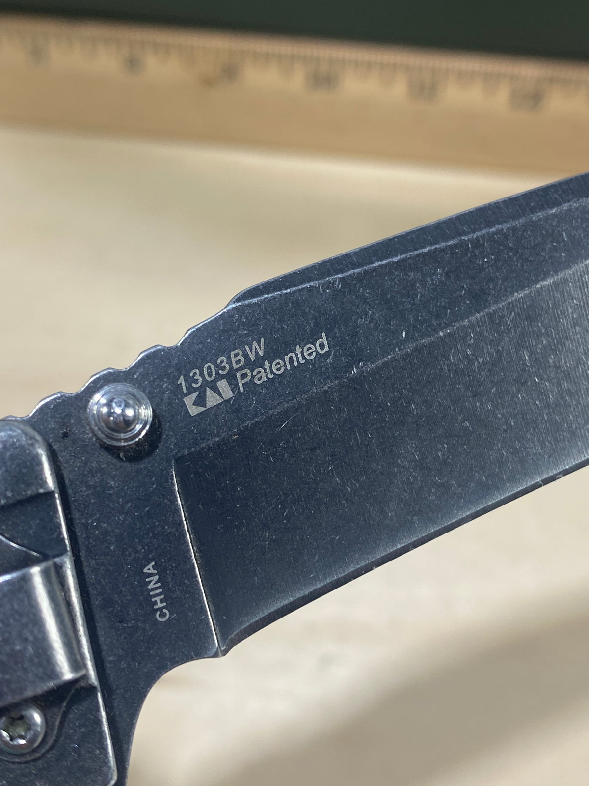 Kershaw Manifold A/O 1303BW #40. Light Usage.