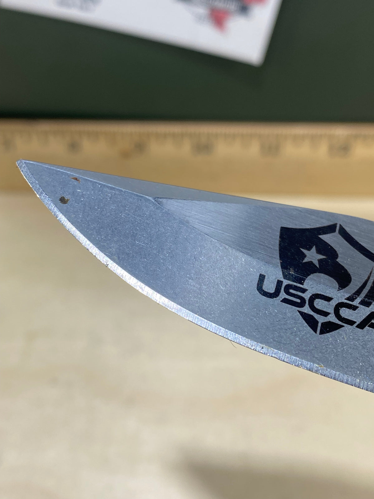 Kershaw CQC-6K 6034 #71. Light Usage. Ding on blade. Pocket clip little bent out.