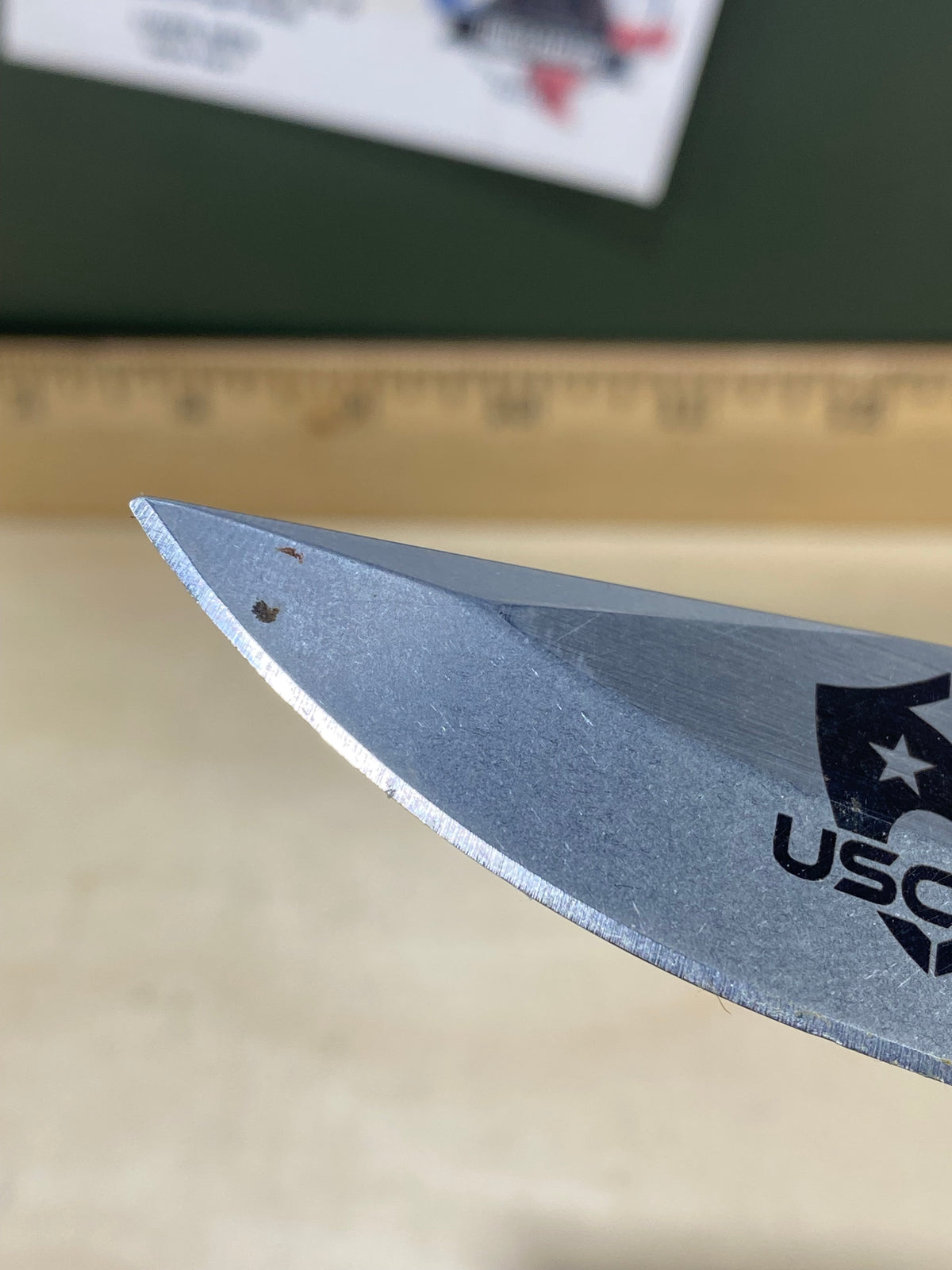 Kershaw CQC-6K 6034 #71. Light Usage. Ding on blade. Pocket clip little bent out.
