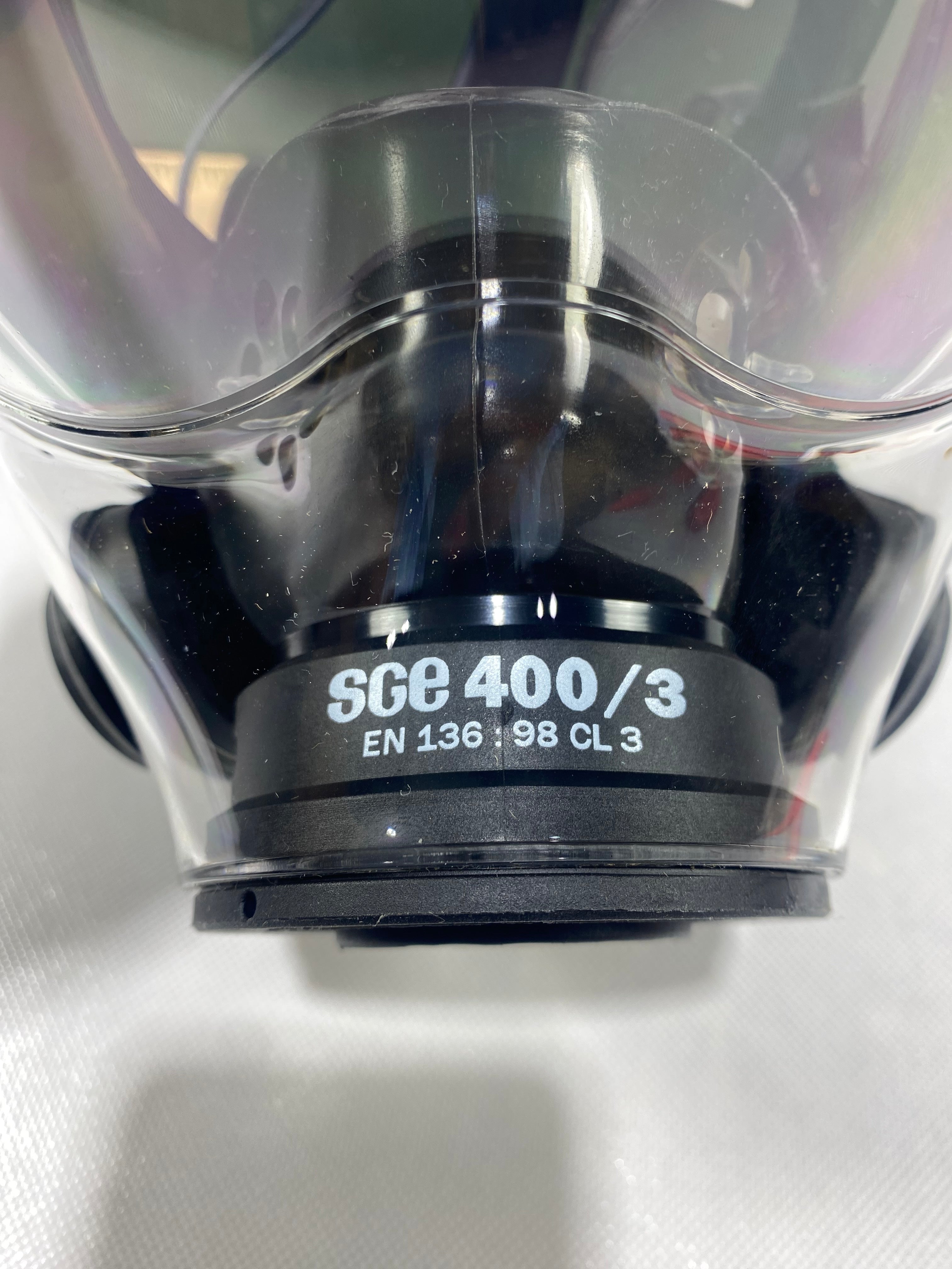 Mestel SGE 400/3 Full Face Mask. Made in Italy. NEW - No Indication of Usage. Medium-Large. Expired Warranty. New old stock.