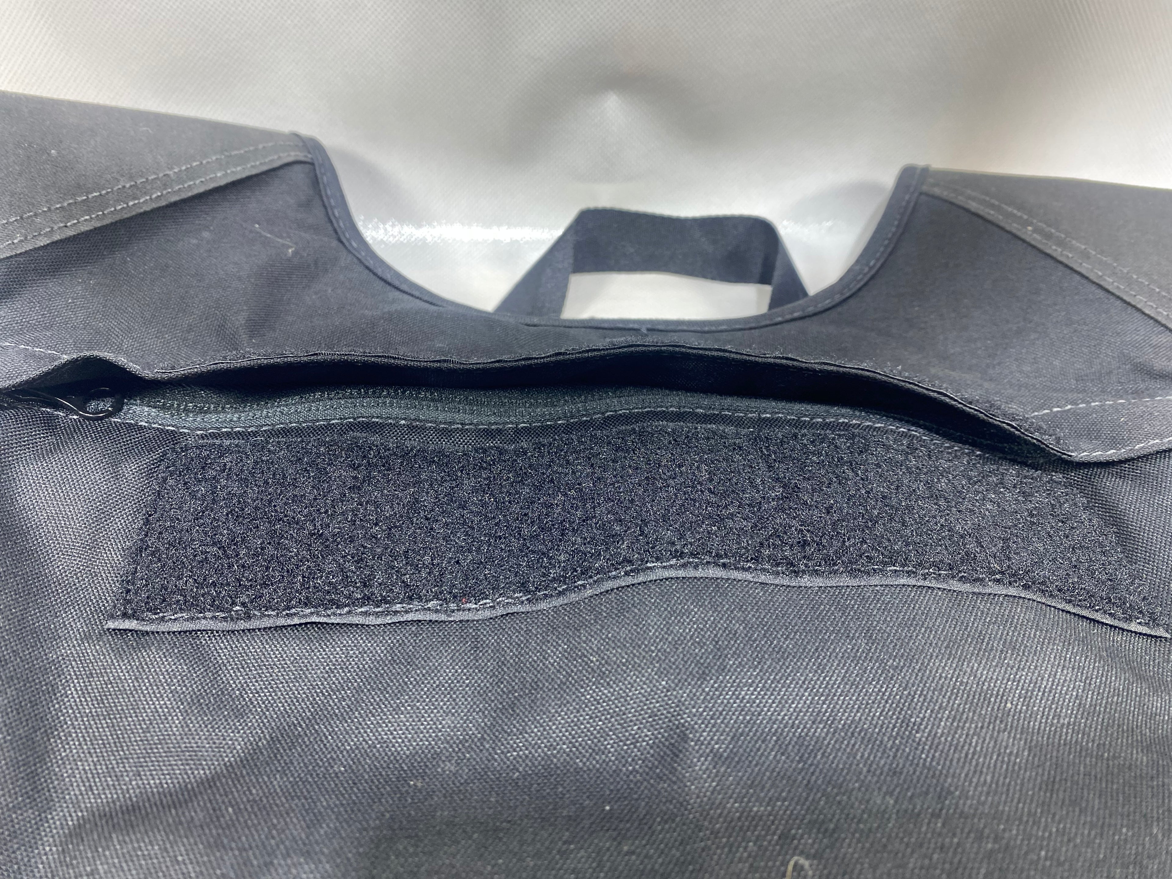 Pre-Owned Safariland V1 FO CLN armor carrier. (SMALL)