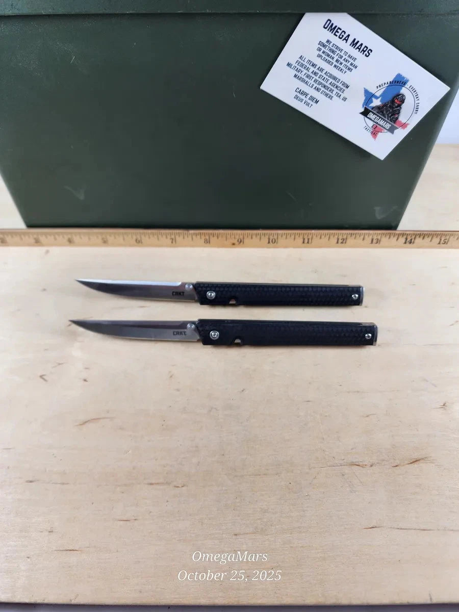 CRKT CEO Thumbstud 7096V - LIGHT USAGE