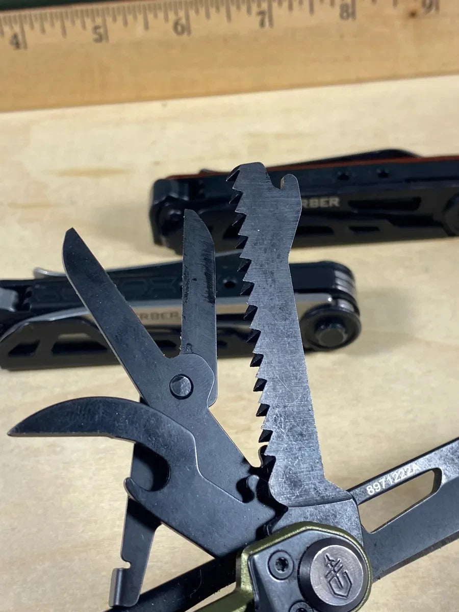 GERBER Armbar Scout EDC Pocket Knife Multitool - Light Usage
