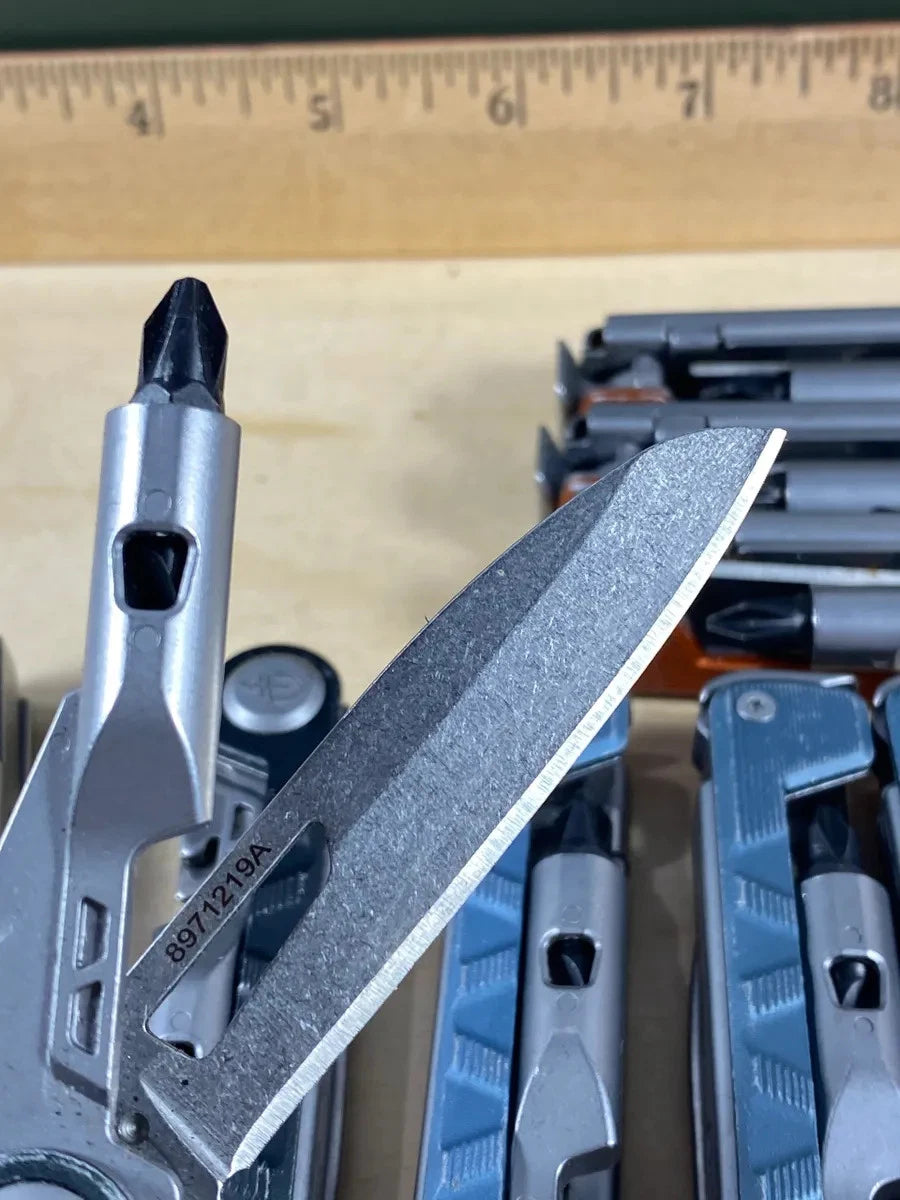 GERBER Armbar Drive EDC Pocket Knife Multitool - Light Usage