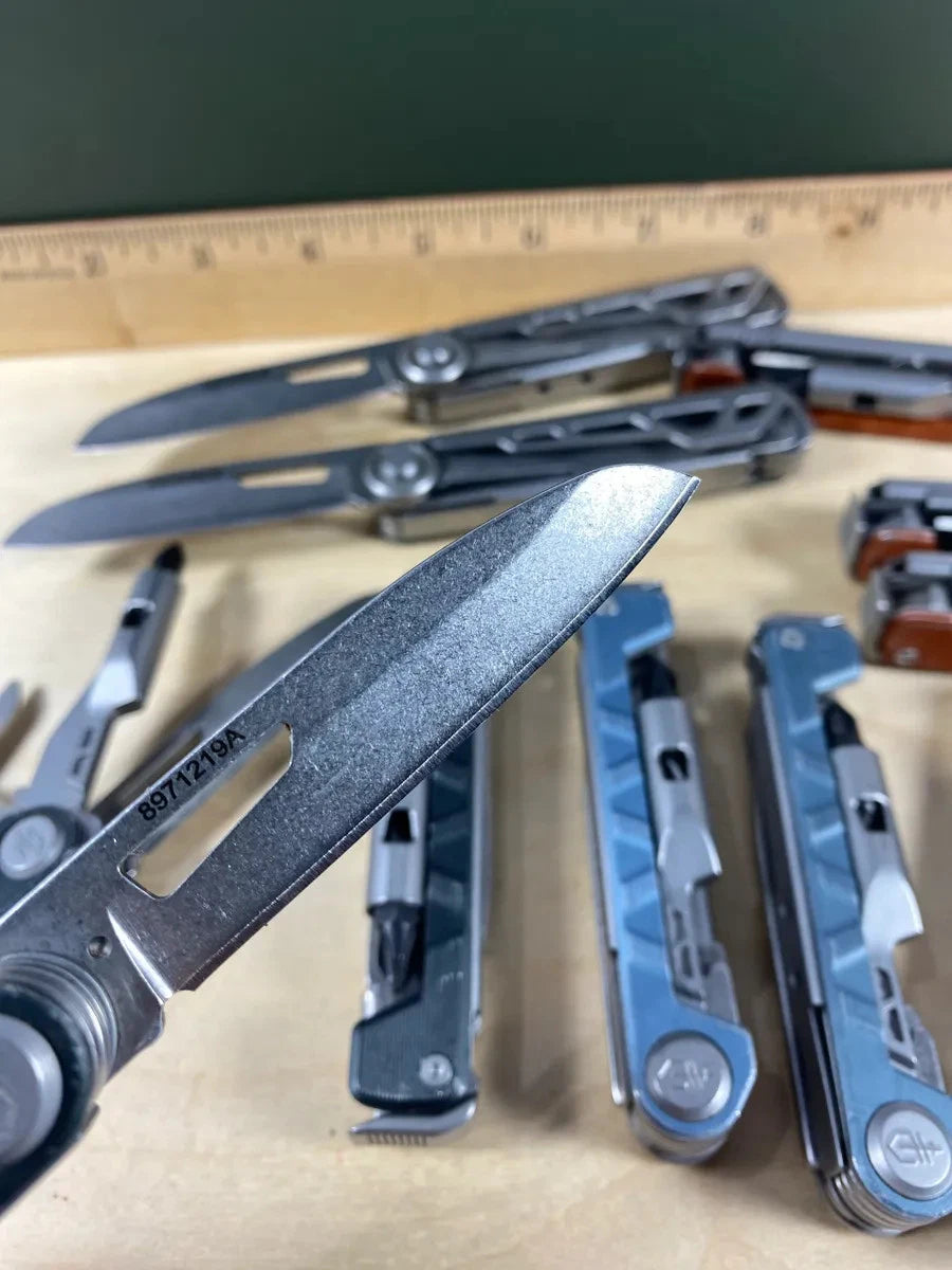 GERBER Armbar Drive EDC Pocket Knife Multitool - Light Usage