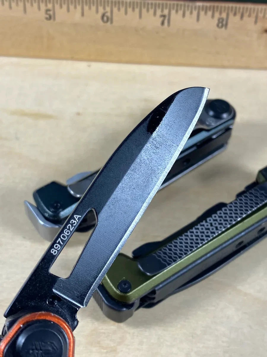 GERBER Armbar Scout EDC Pocket Knife Multitool - Light Usage