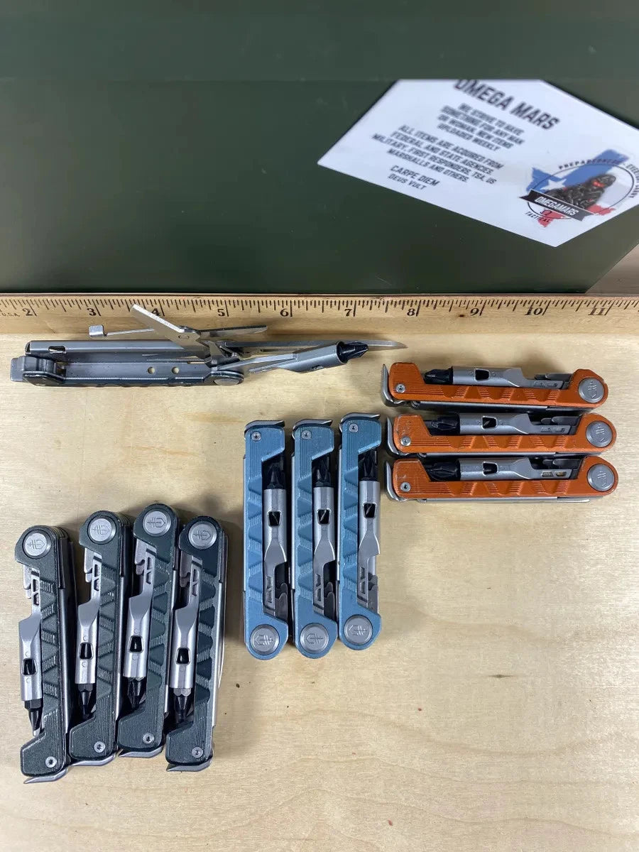 GERBER Armbar Drive EDC Pocket Knife Multitool - Light Usage
