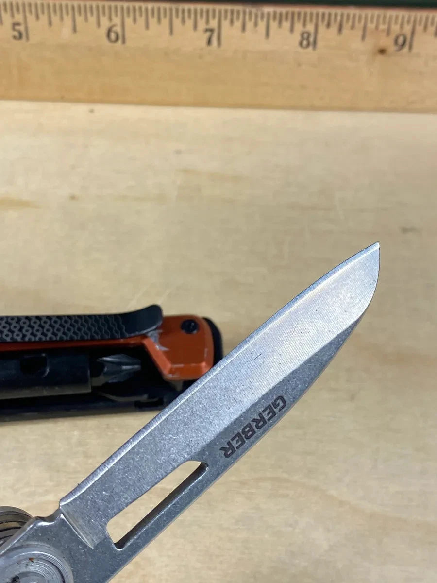 GERBER Armbar Trade EDC Pocket Knife Multitool - Light Usage