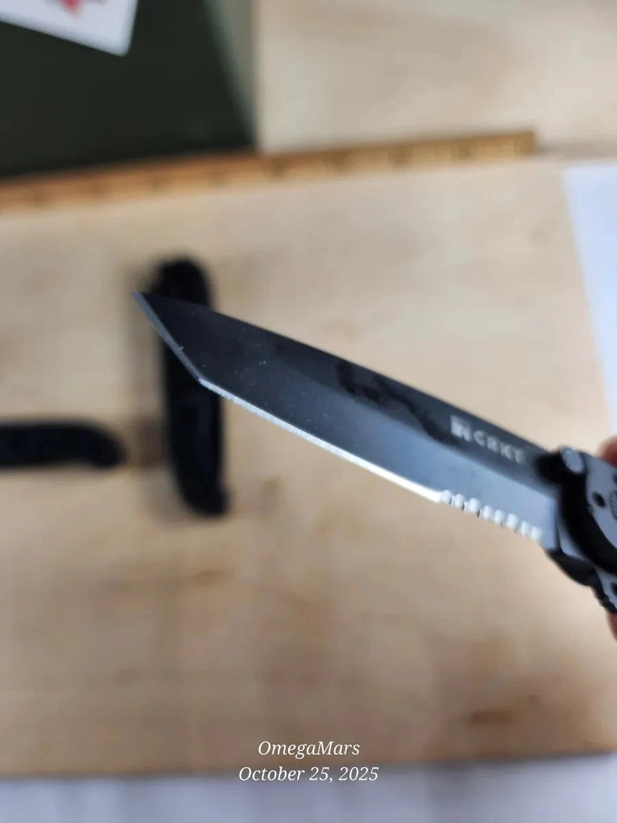 CRKT M16-10KZ - LIGHT USAGE