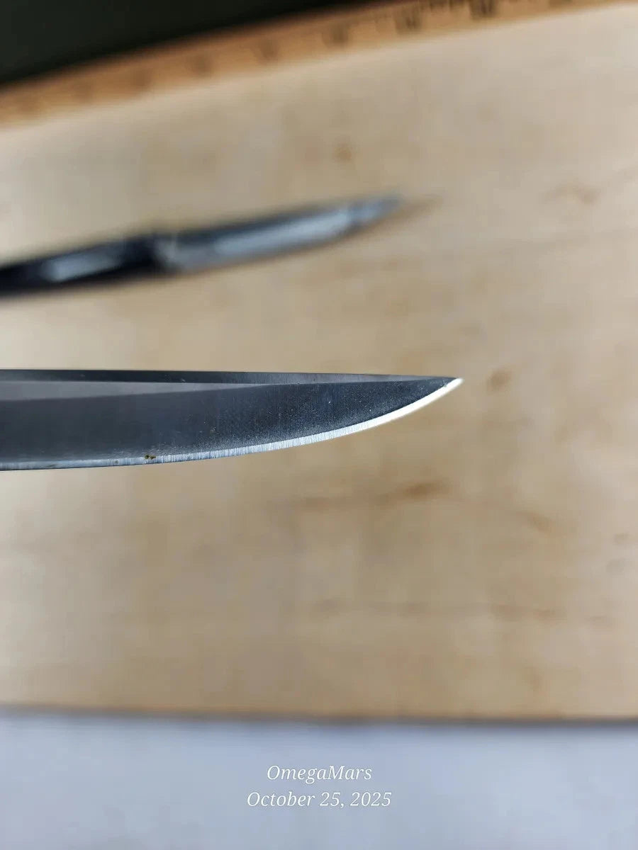 CRKT CEO Thumbstud 7096V - LIGHT USAGE