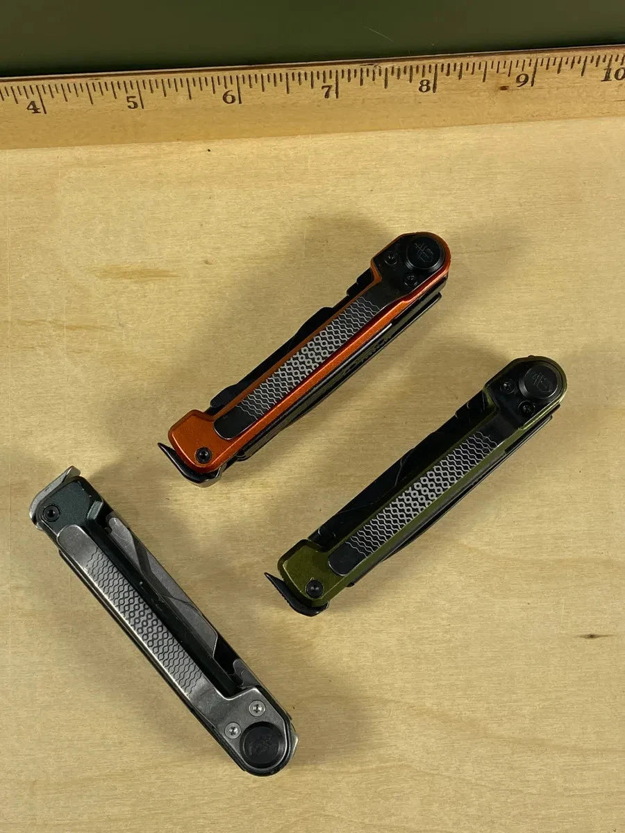 GERBER Armbar Scout EDC Pocket Knife Multitool - Light Usage